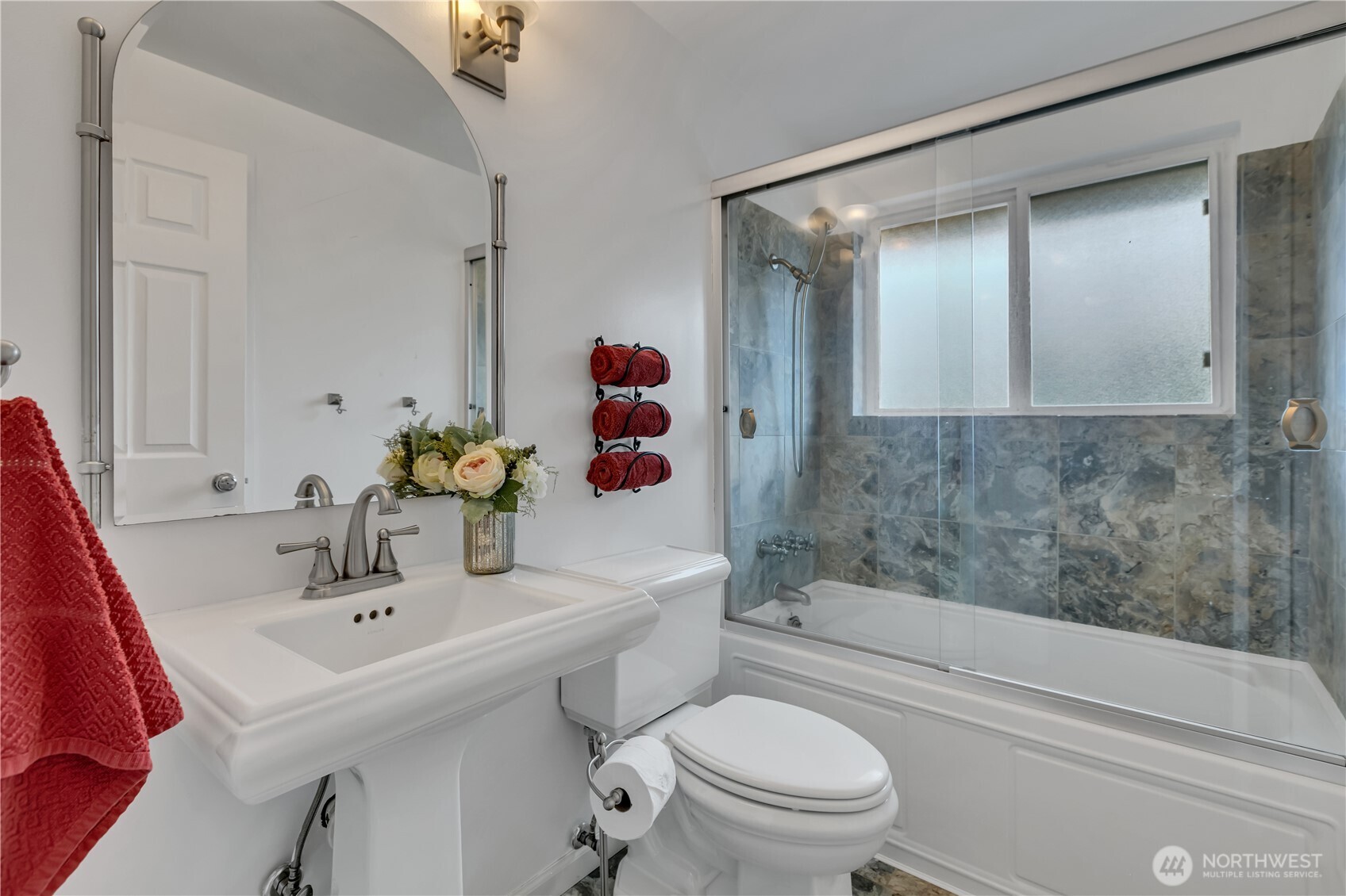Immaculate Tri-Level Home in Twin Lakes