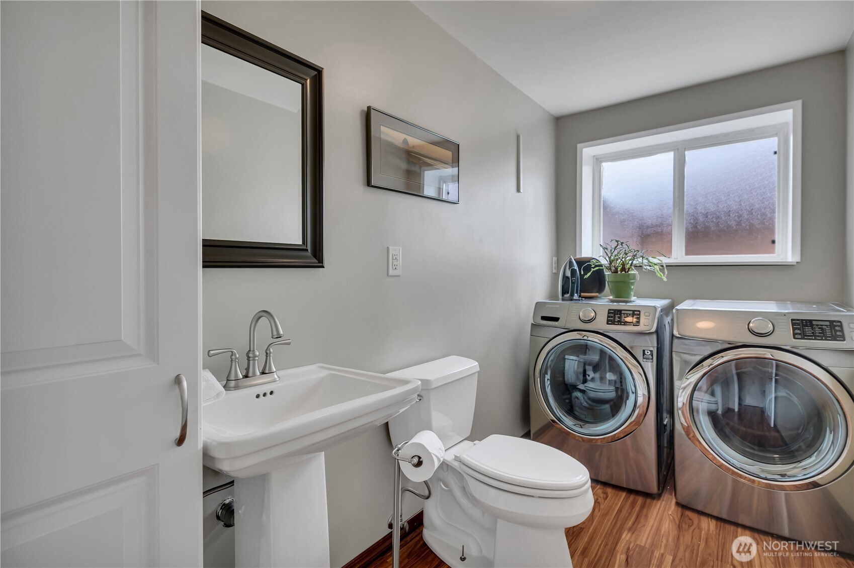 Immaculate Tri-Level Home in Twin Lakes