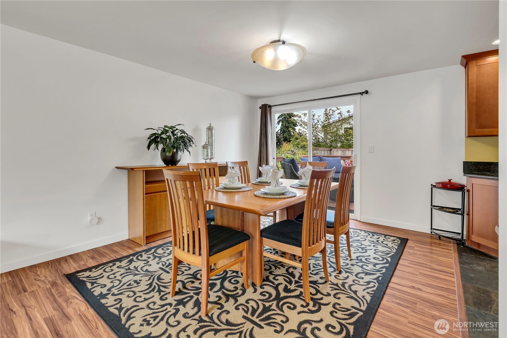 Immaculate Tri-Level Home in Twin Lakes