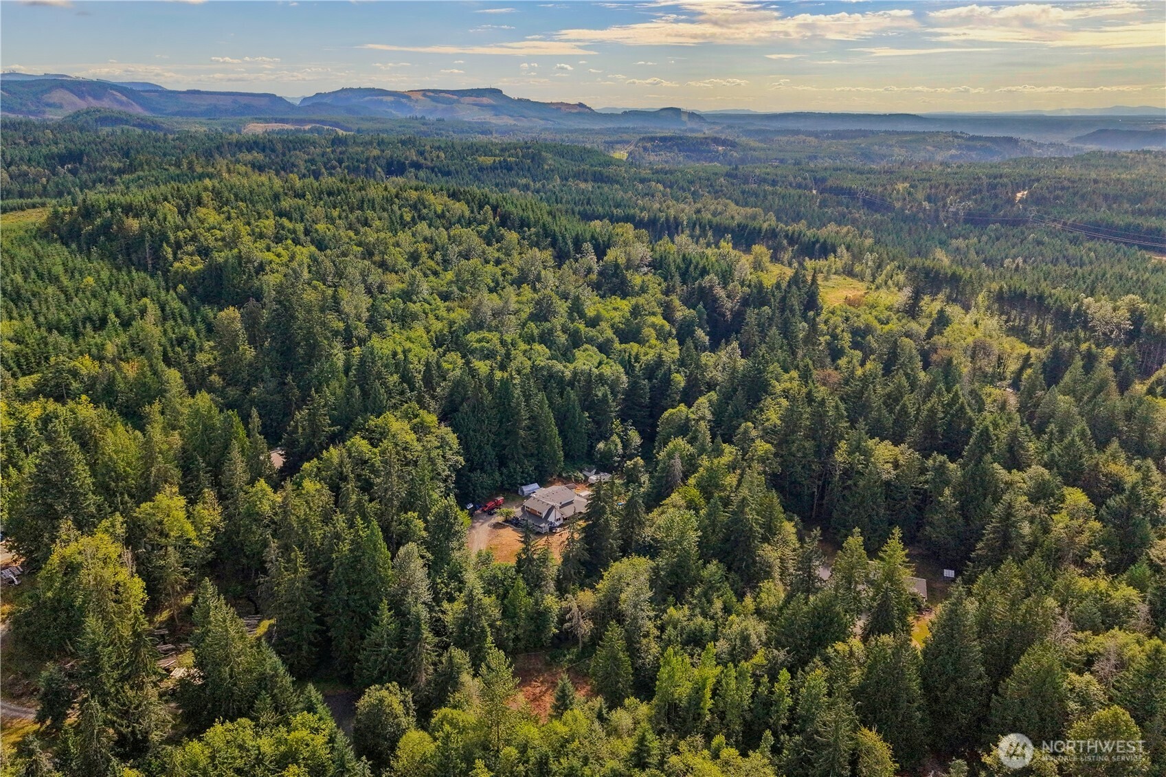 Wilkeson Farmhouse, Nestled on Nearly 5 Private Acres
