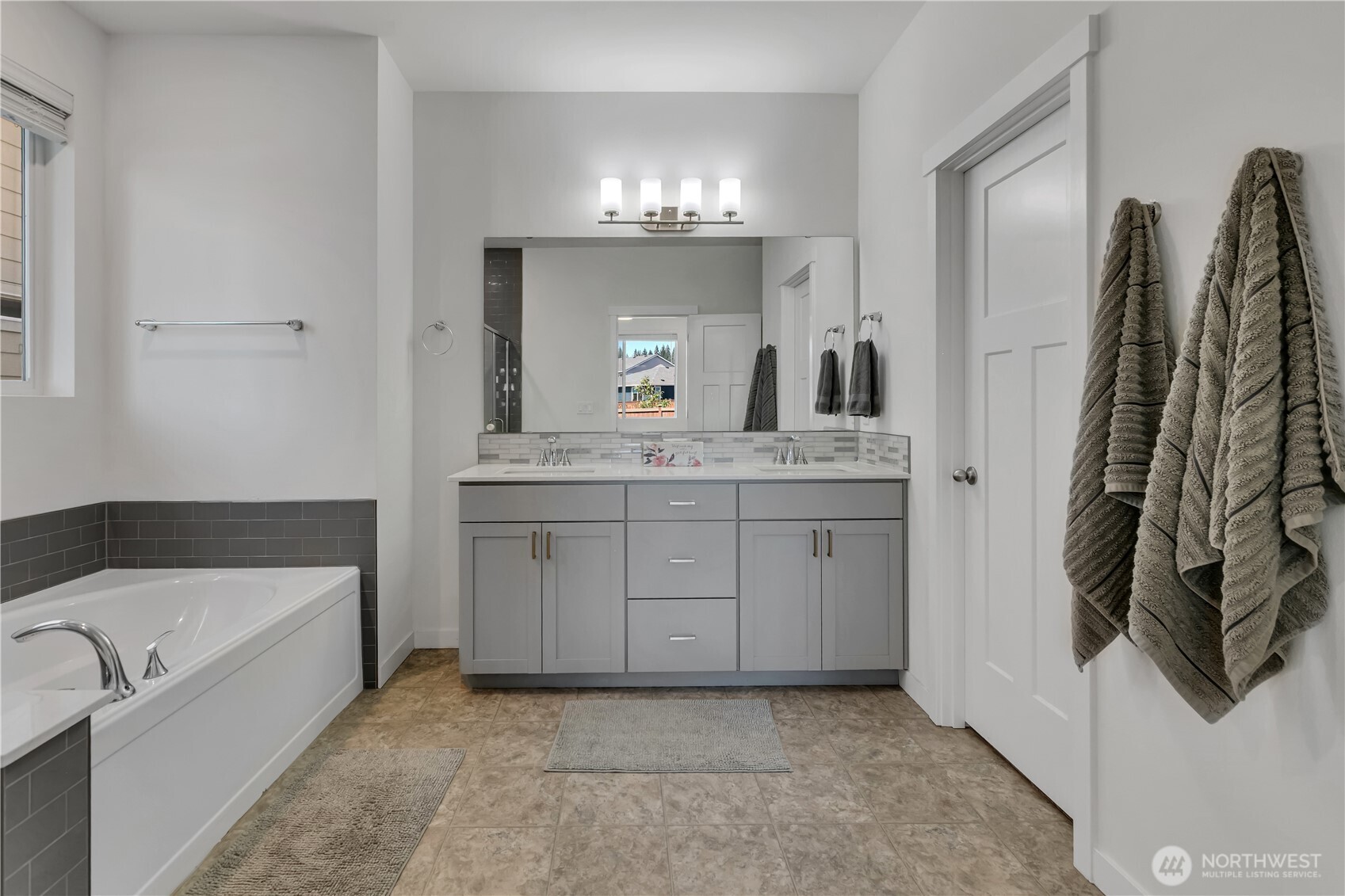 Discover Falling Water Lifestyle