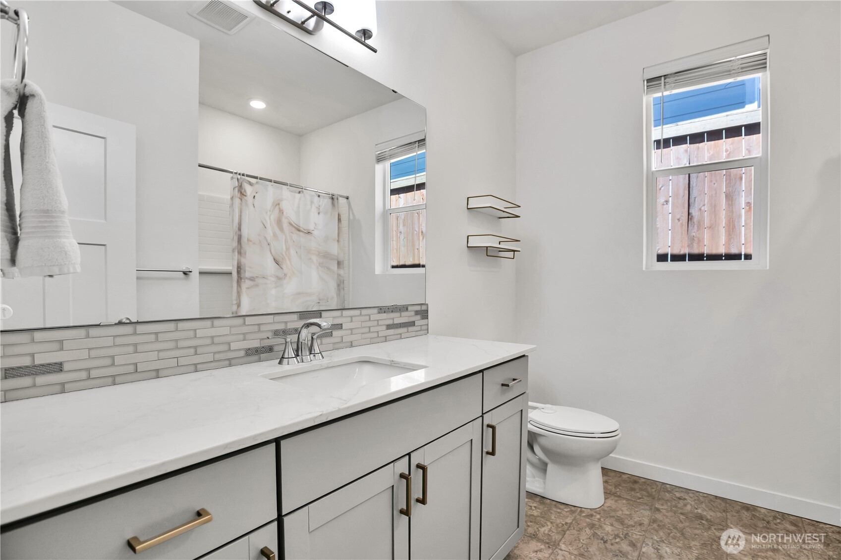 Discover Falling Water Lifestyle