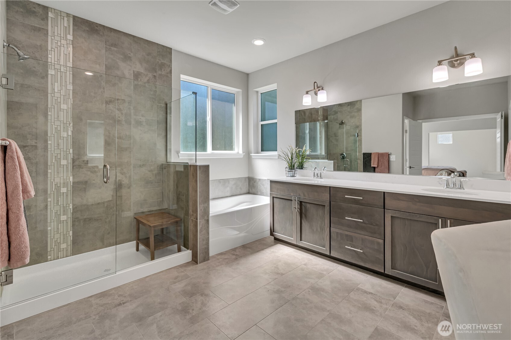 Discover Sunrise Lifestyle at Woodlands