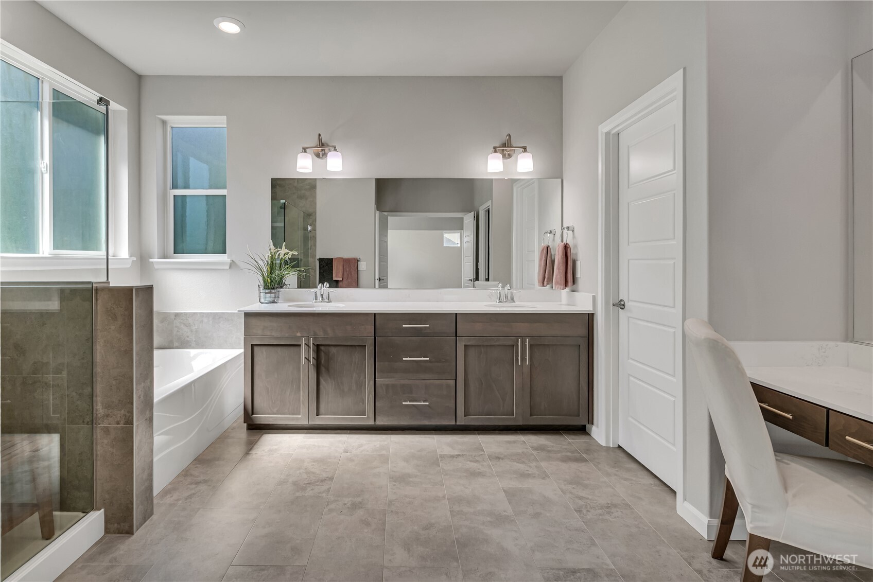 Discover Sunrise Lifestyle at Woodlands