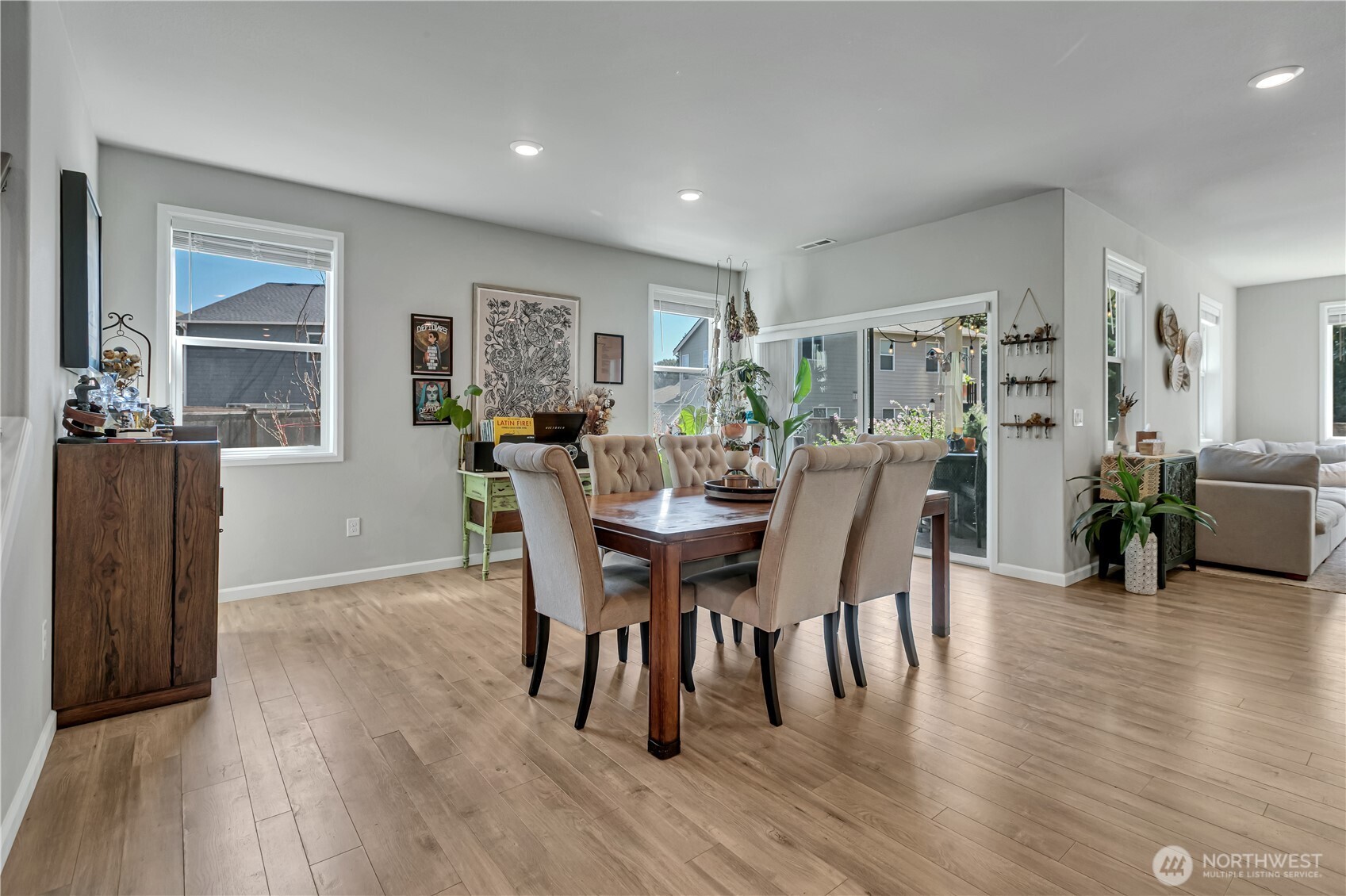 Discover Sunrise Lifestyle at Woodlands