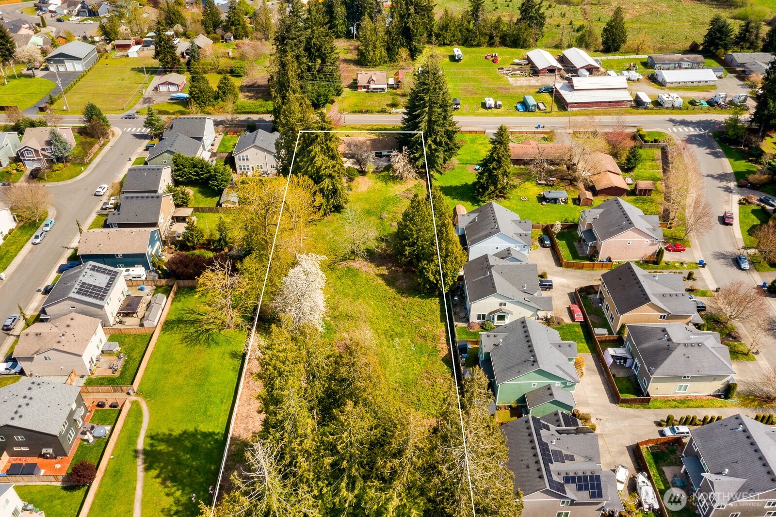 11122 Angeline Road E
