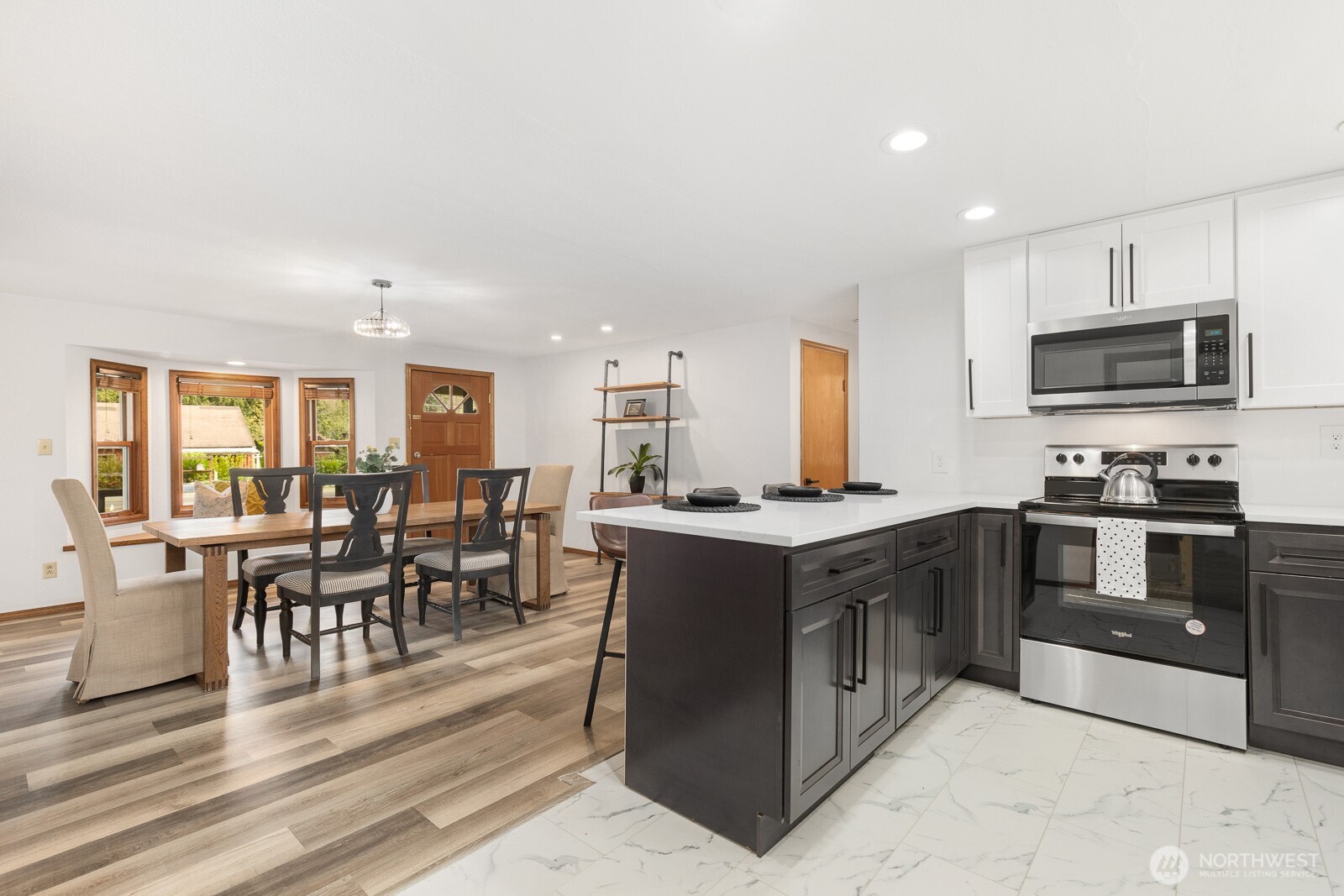 11122 Angeline Road E