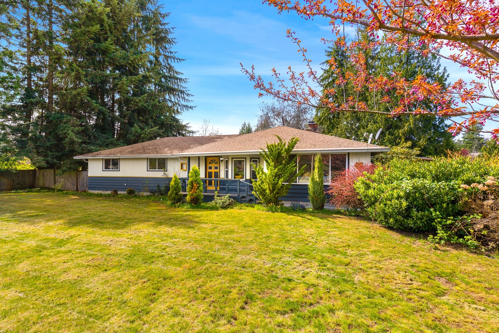 11122 Angeline Road E