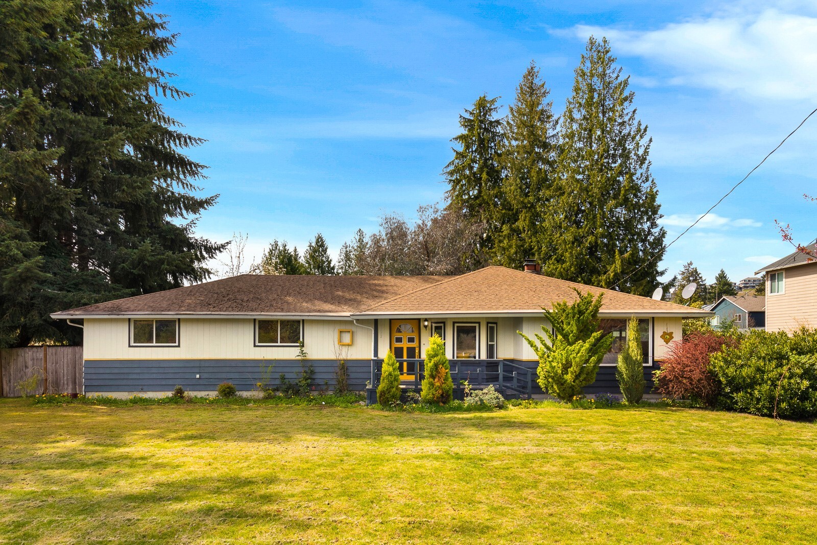 11122 Angeline Road E