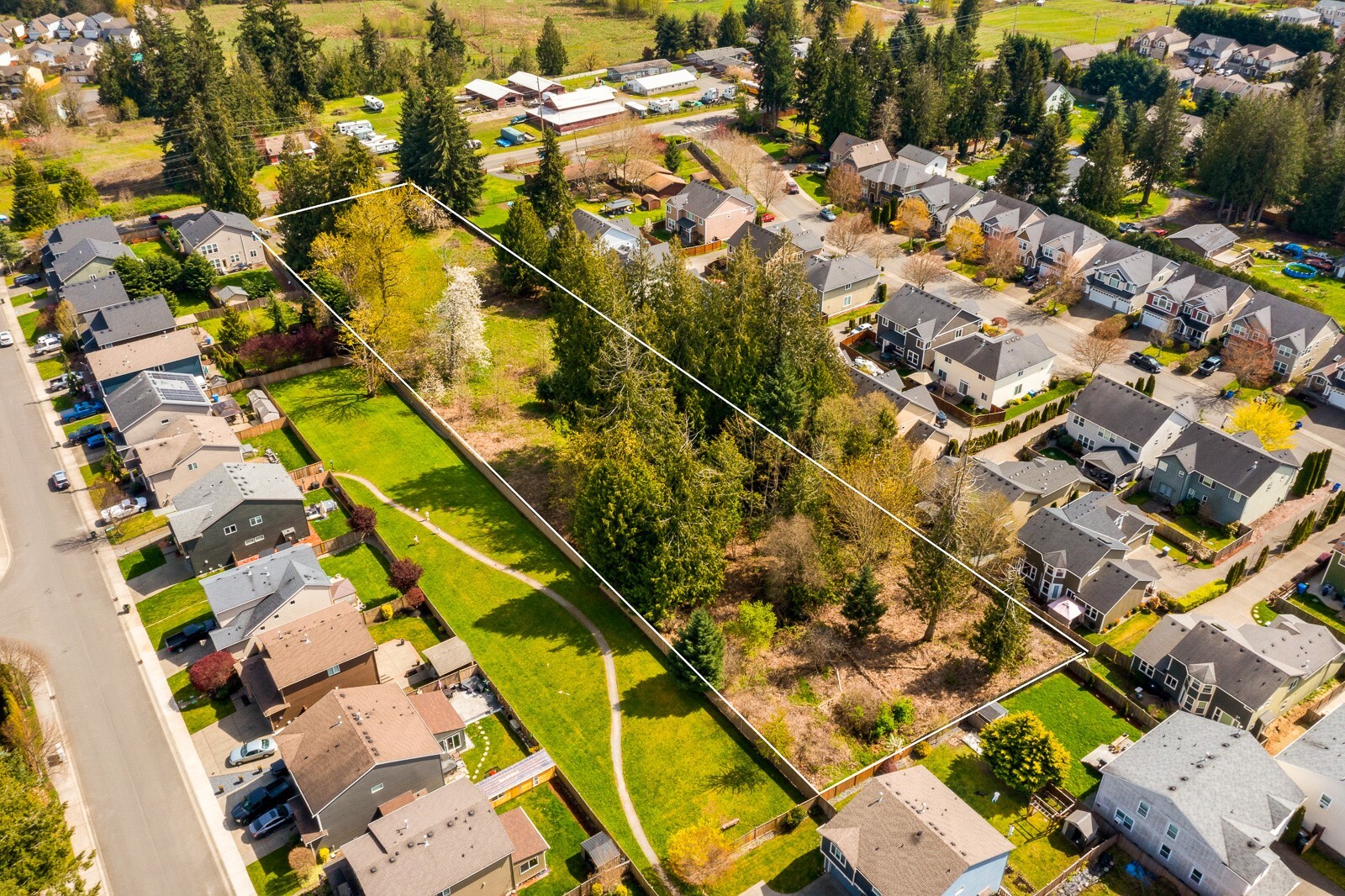 11122 Angeline Road E