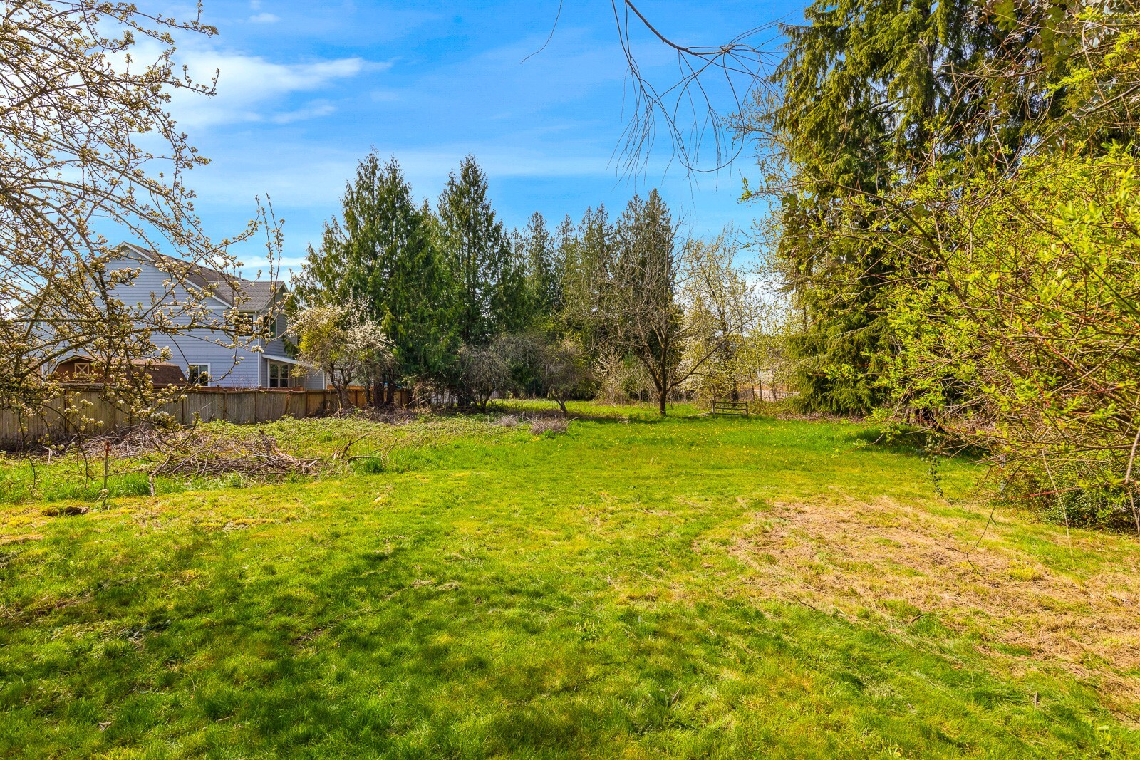 11122 Angeline Road E