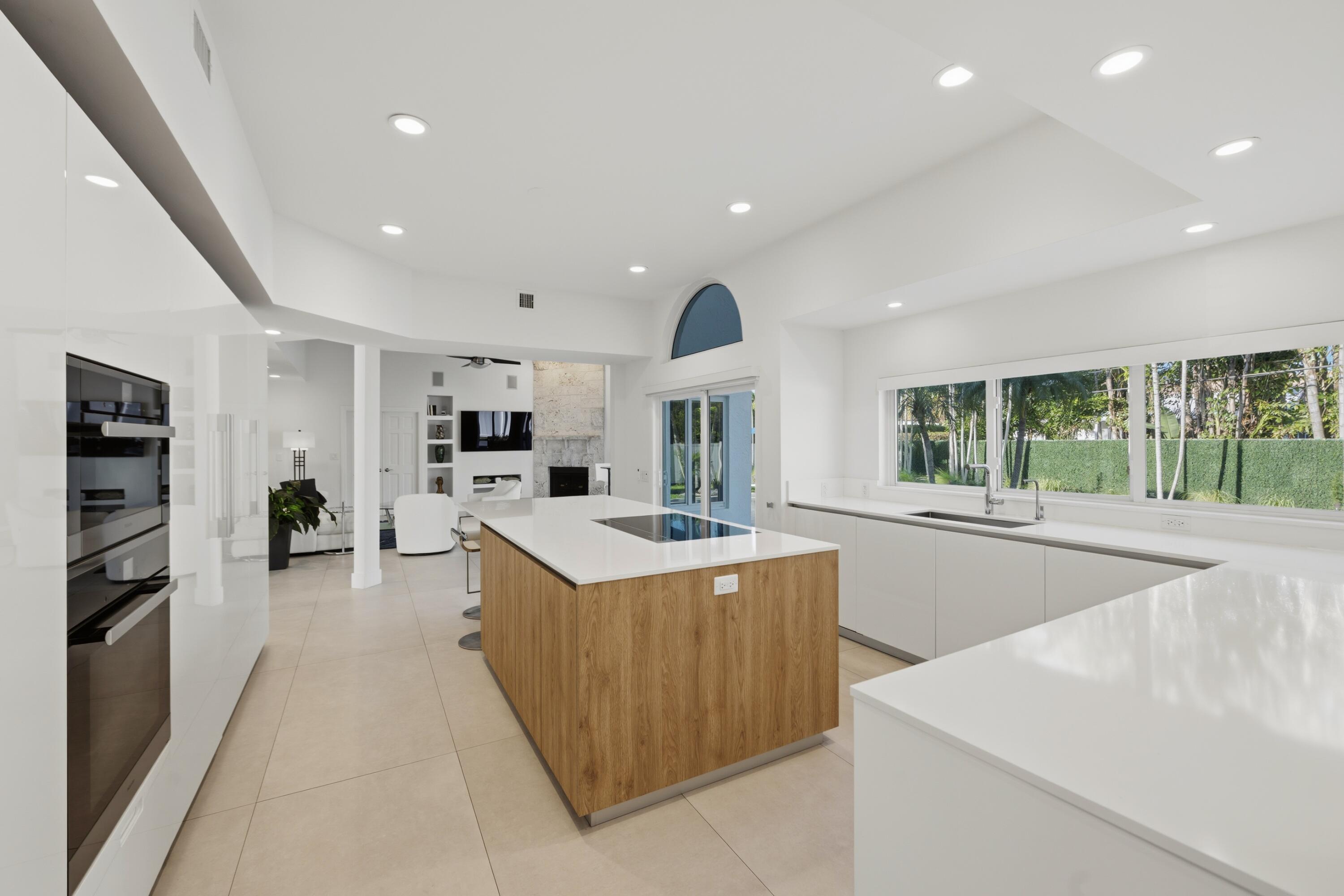 607 Intracoastal Drive