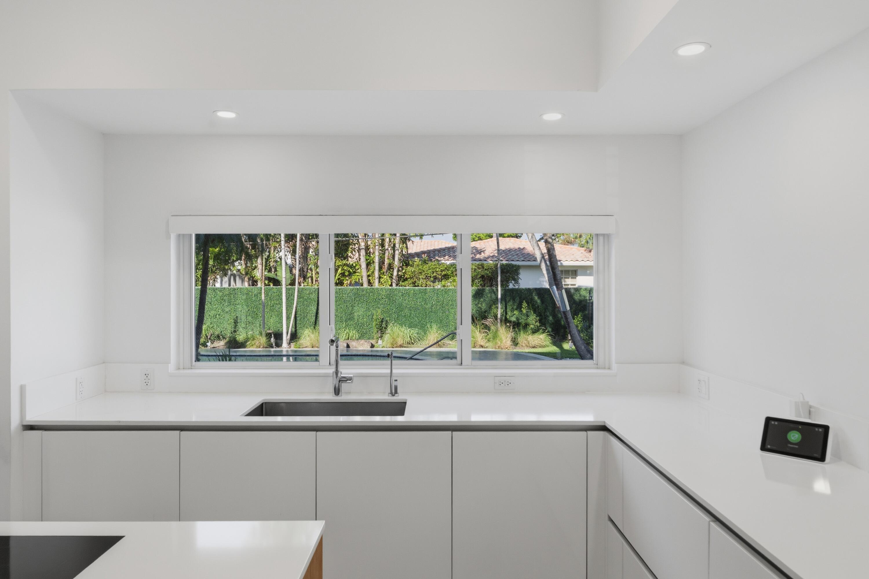 607 Intracoastal Drive