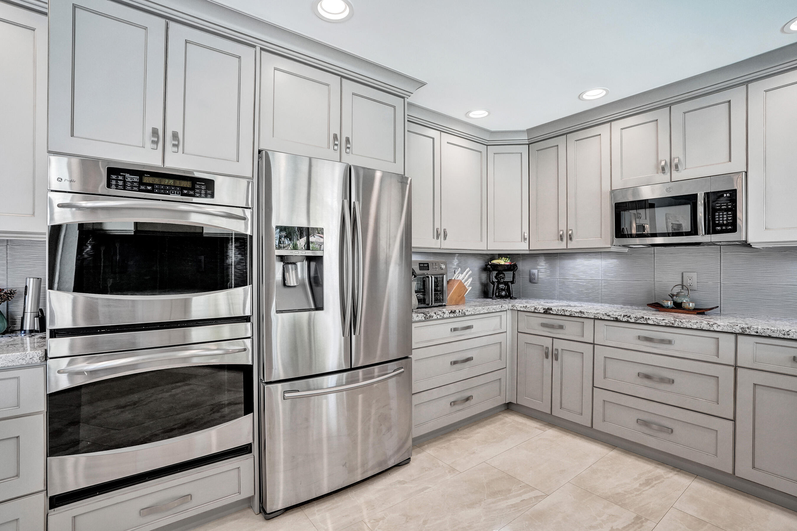 3001 NE 58th Street