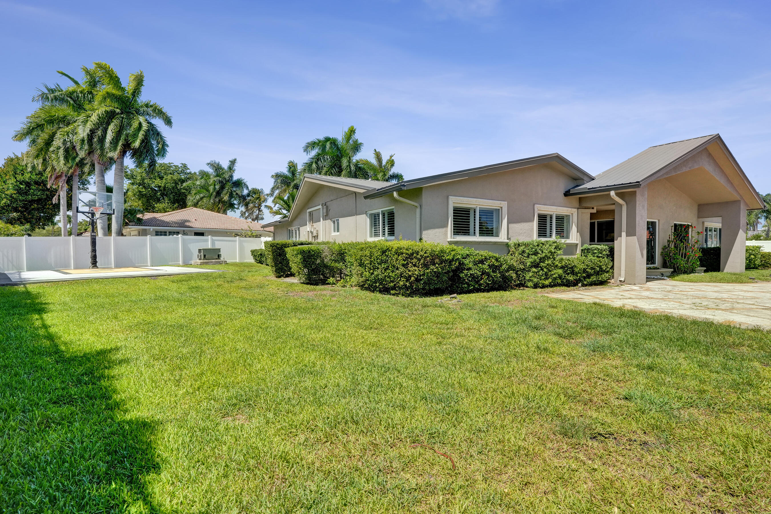 3001 NE 58th Street