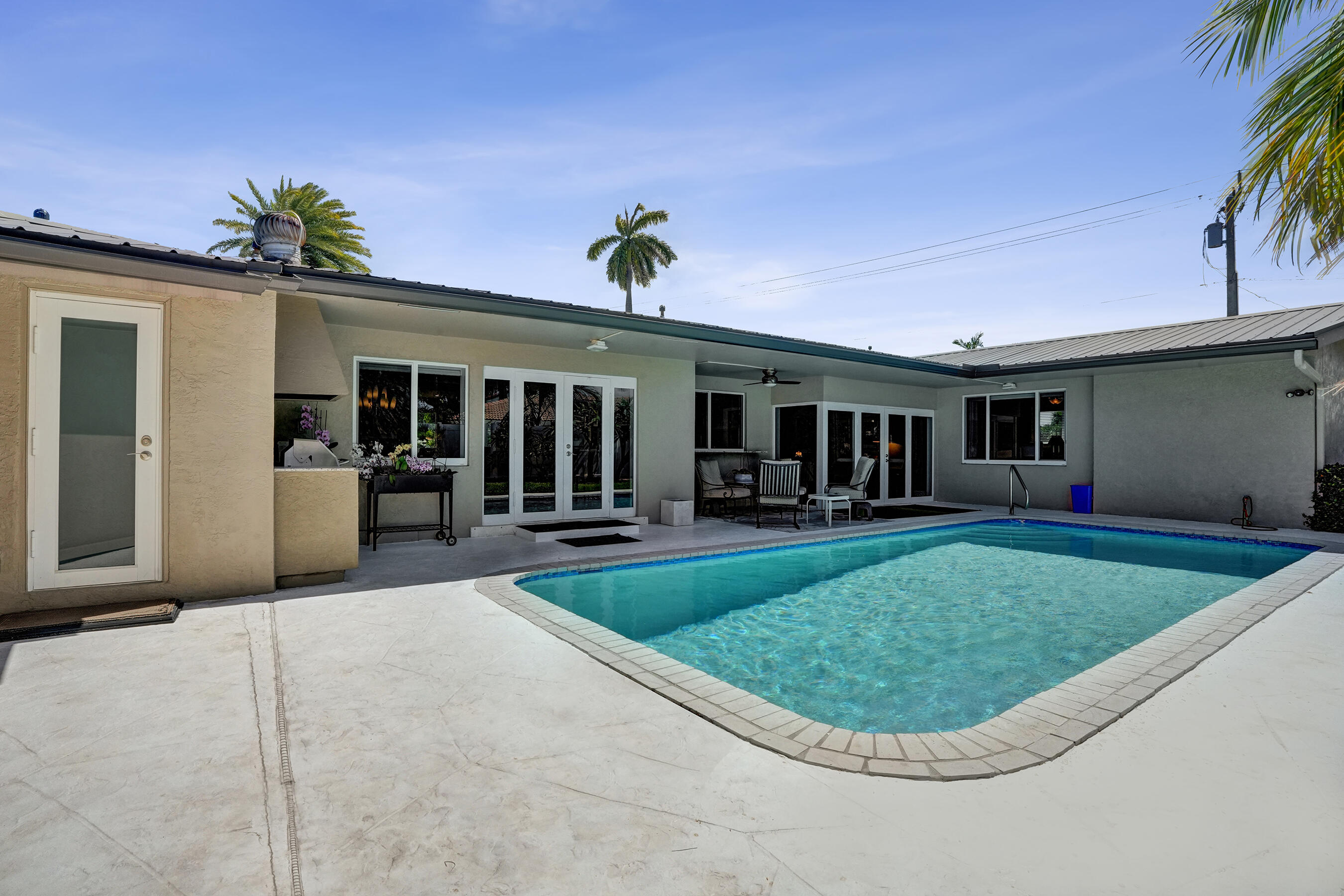 3001 NE 58th Street