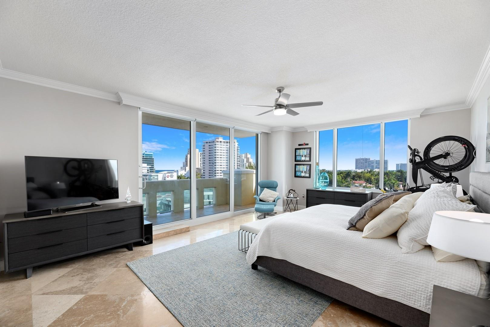 3055 Harbor Drive 703