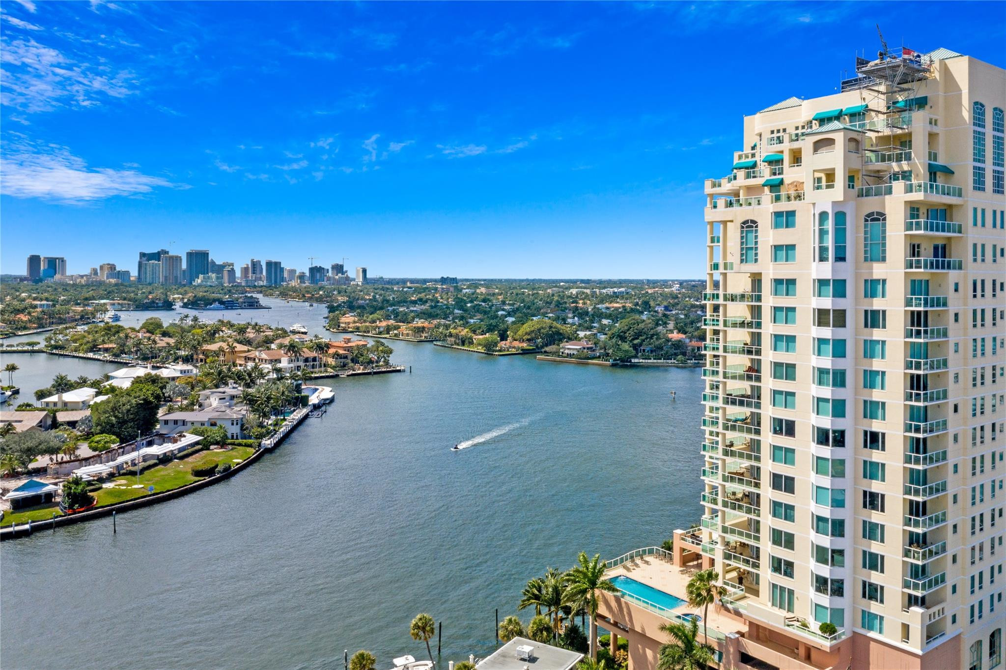 3055 Harbor Drive 703