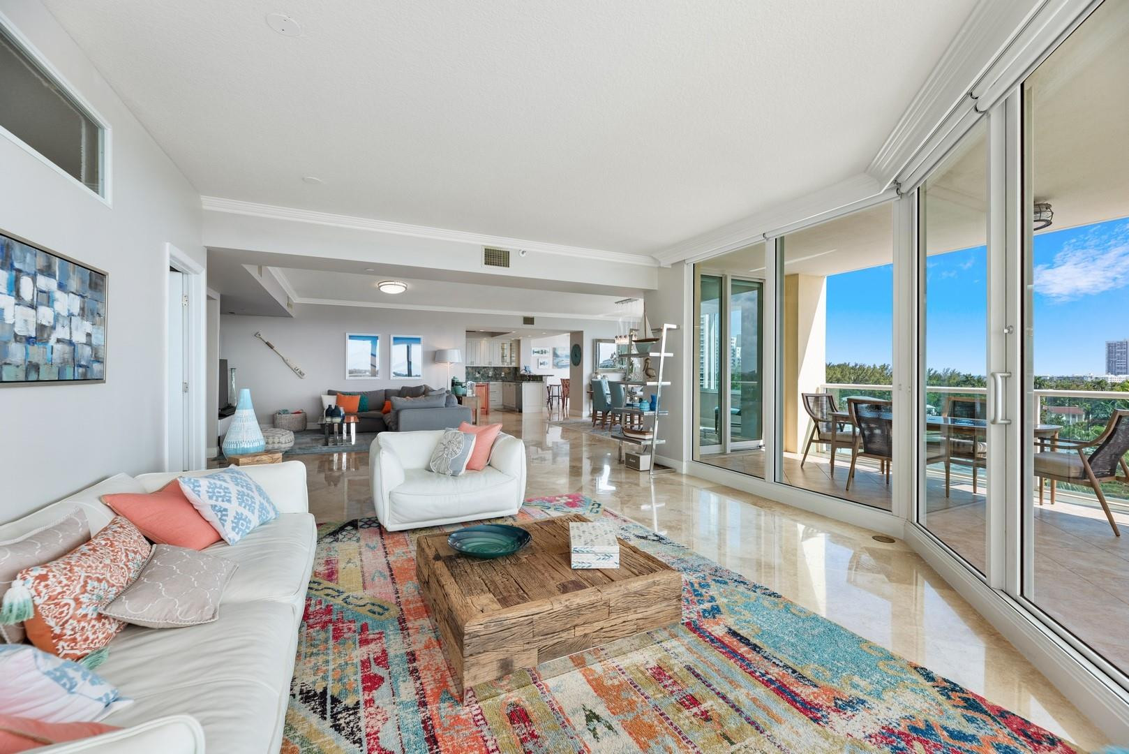 3055 Harbor Drive 703