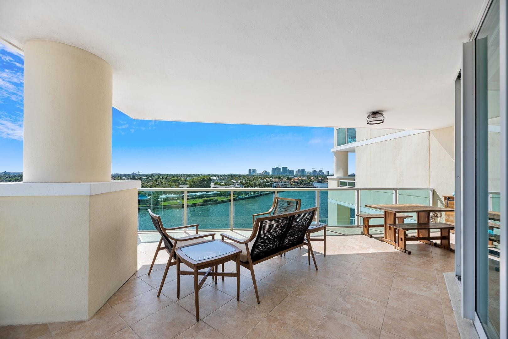 3055 Harbor Drive 703