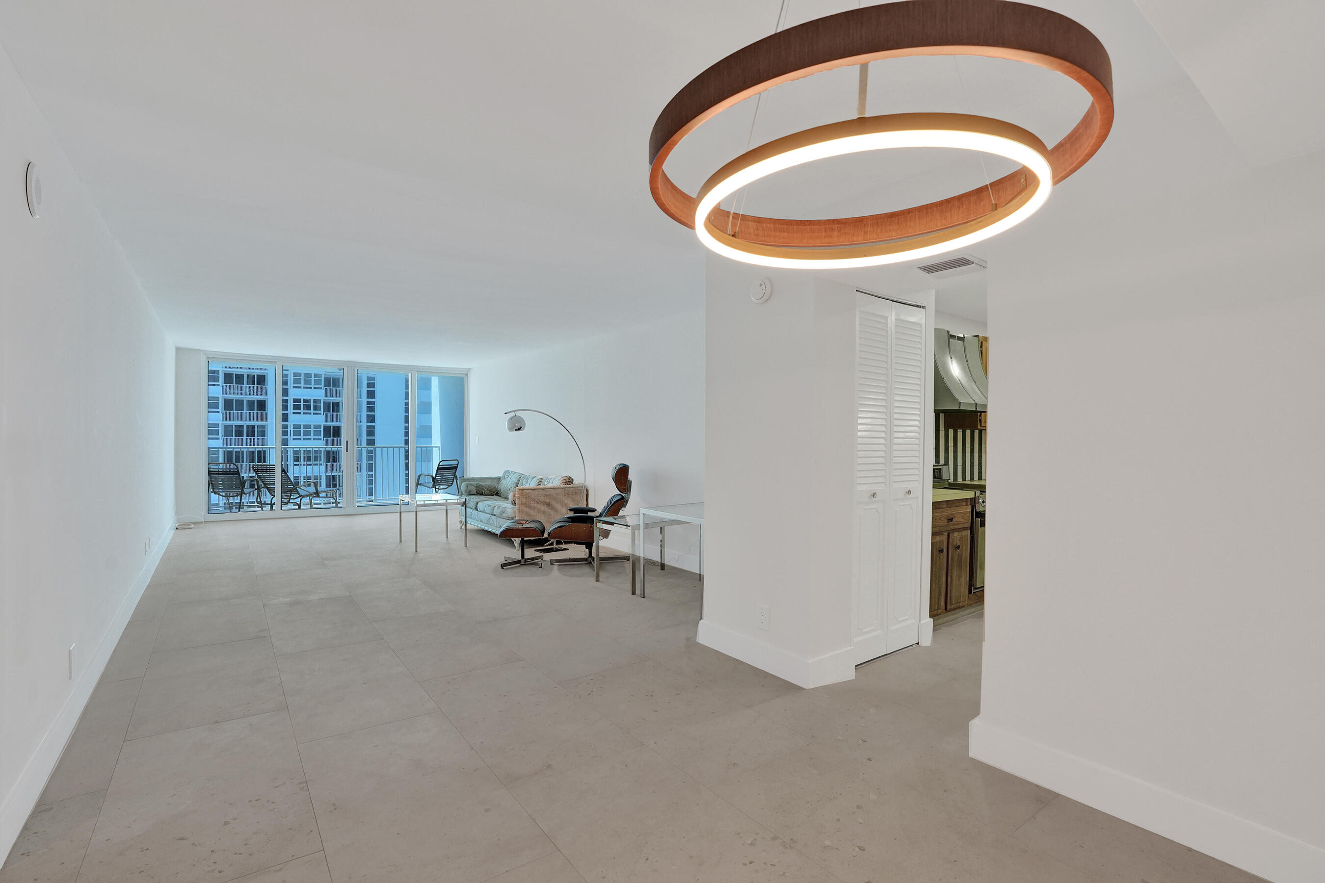 1360 S OCEAN Boulevard 1202