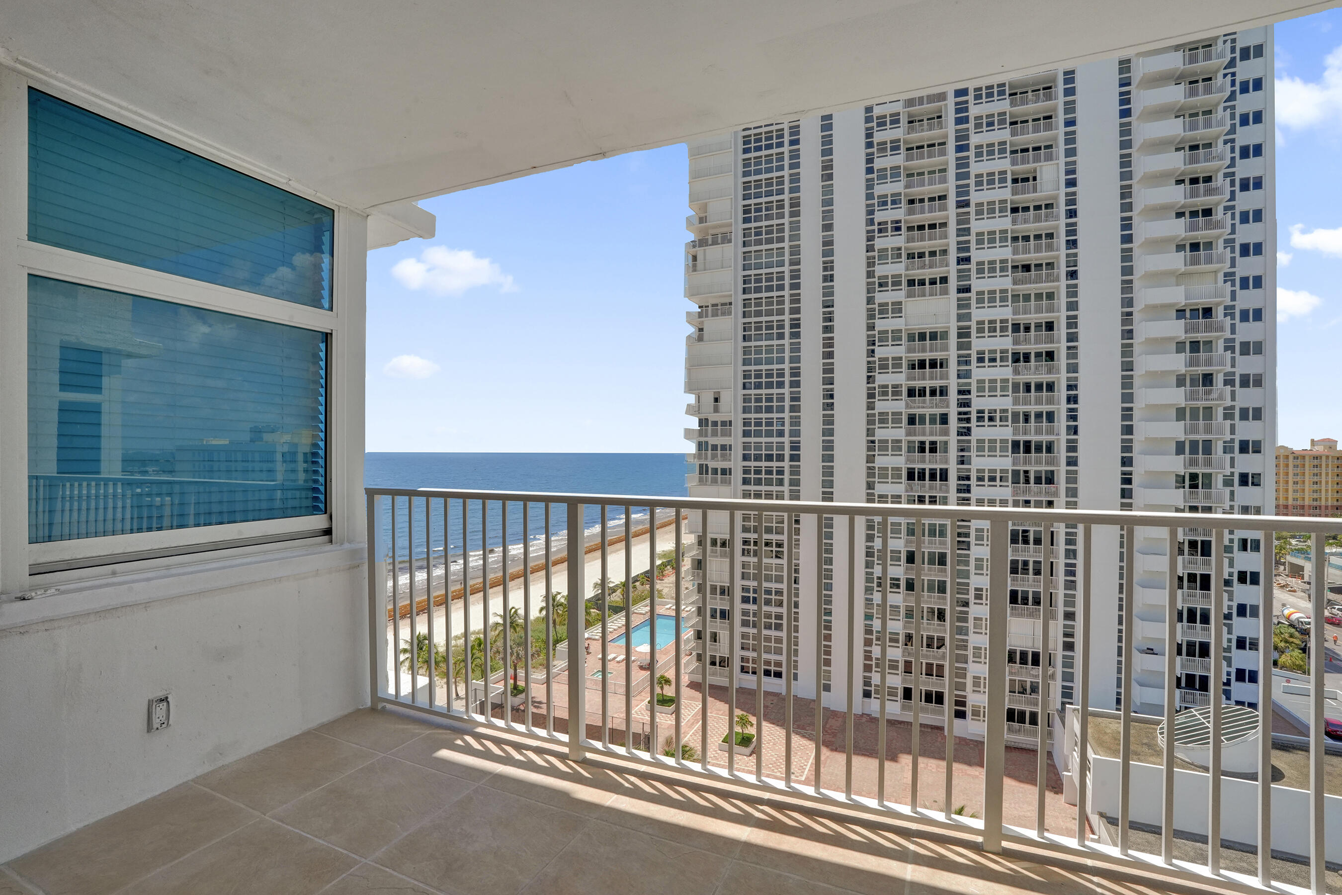 1360 S OCEAN Boulevard 1202