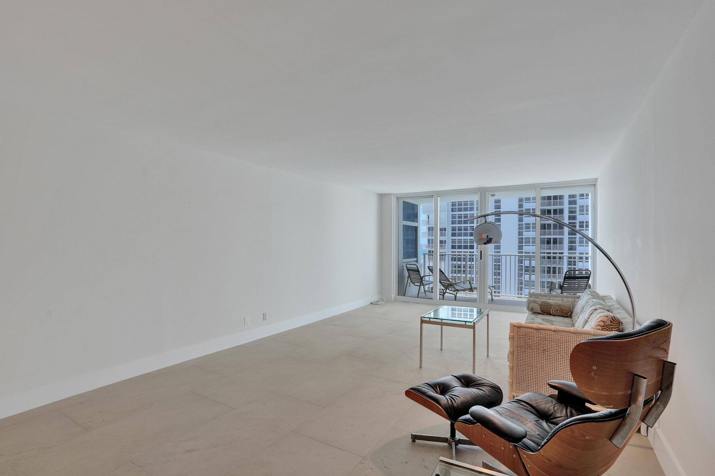 1360 S OCEAN Boulevard 1202