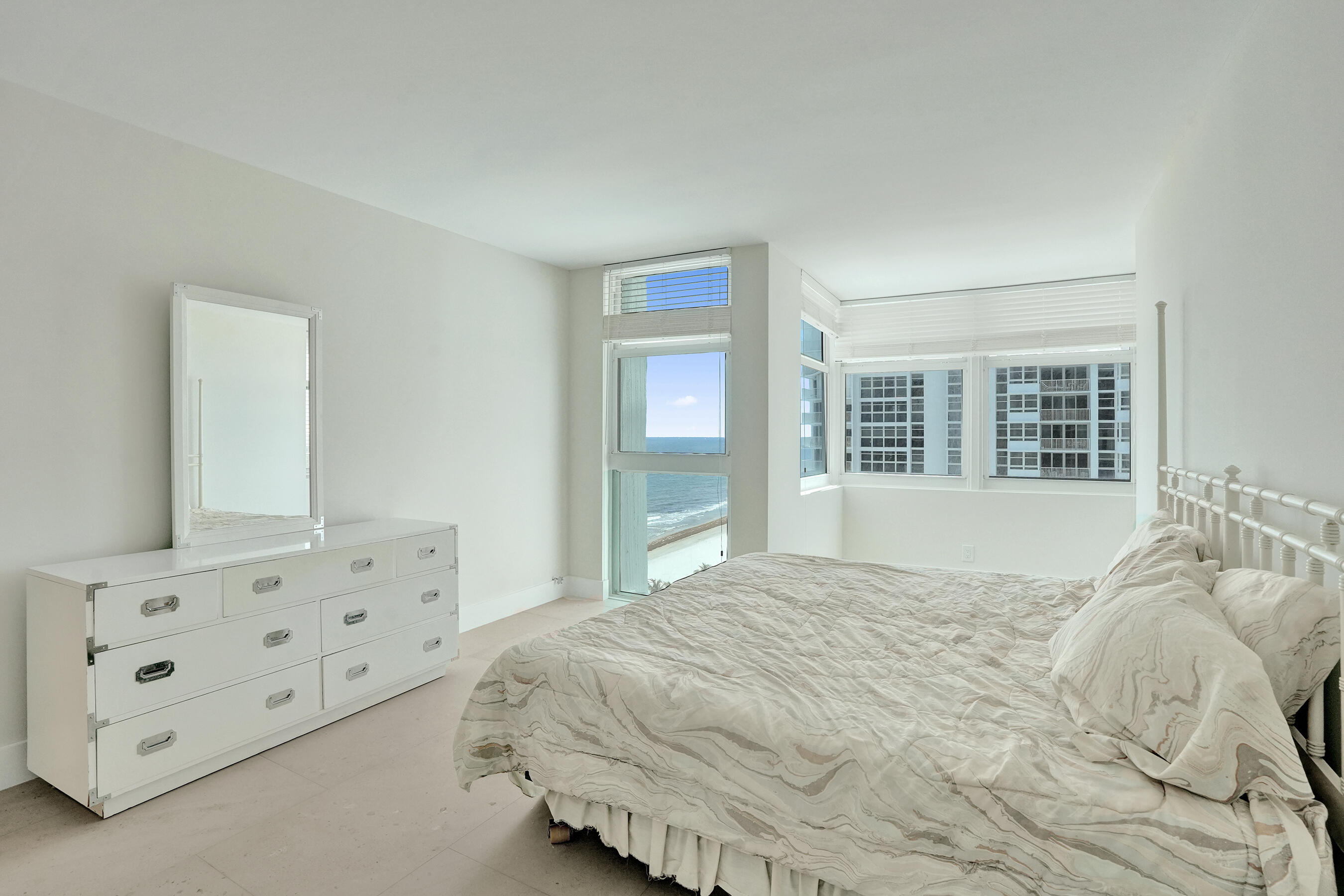 1360 S OCEAN Boulevard 1202