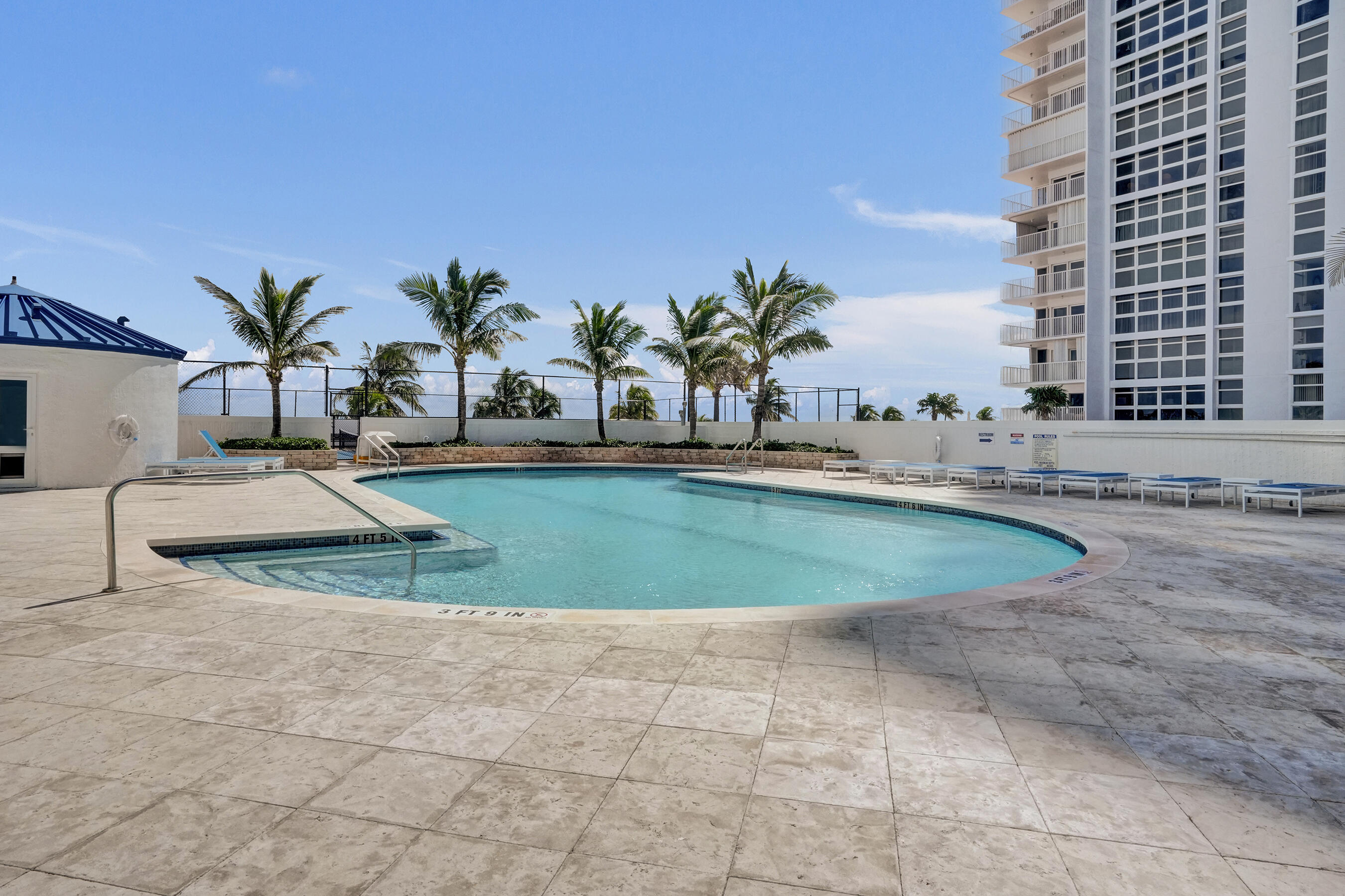1360 S OCEAN Boulevard 1202
