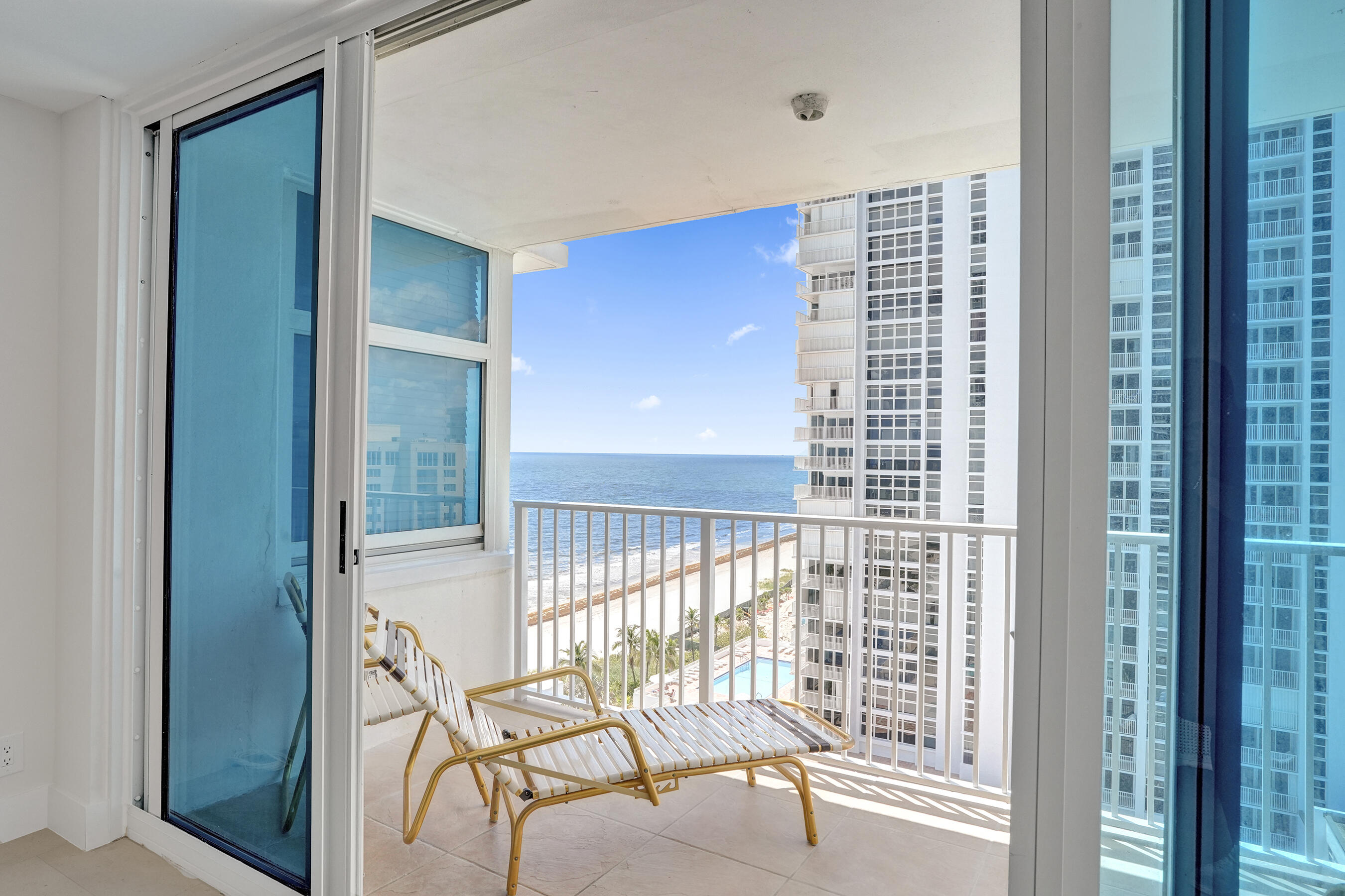 1360 S OCEAN Boulevard 1202
