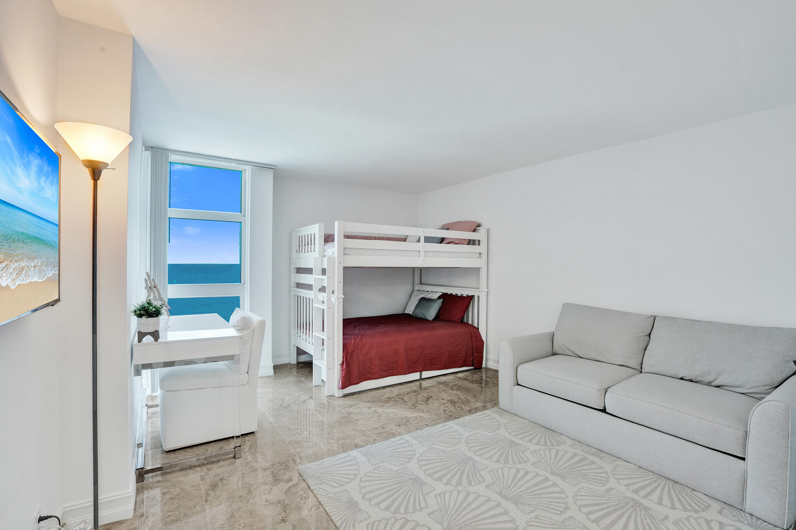 1360 S OCEAN Boulevard 1108