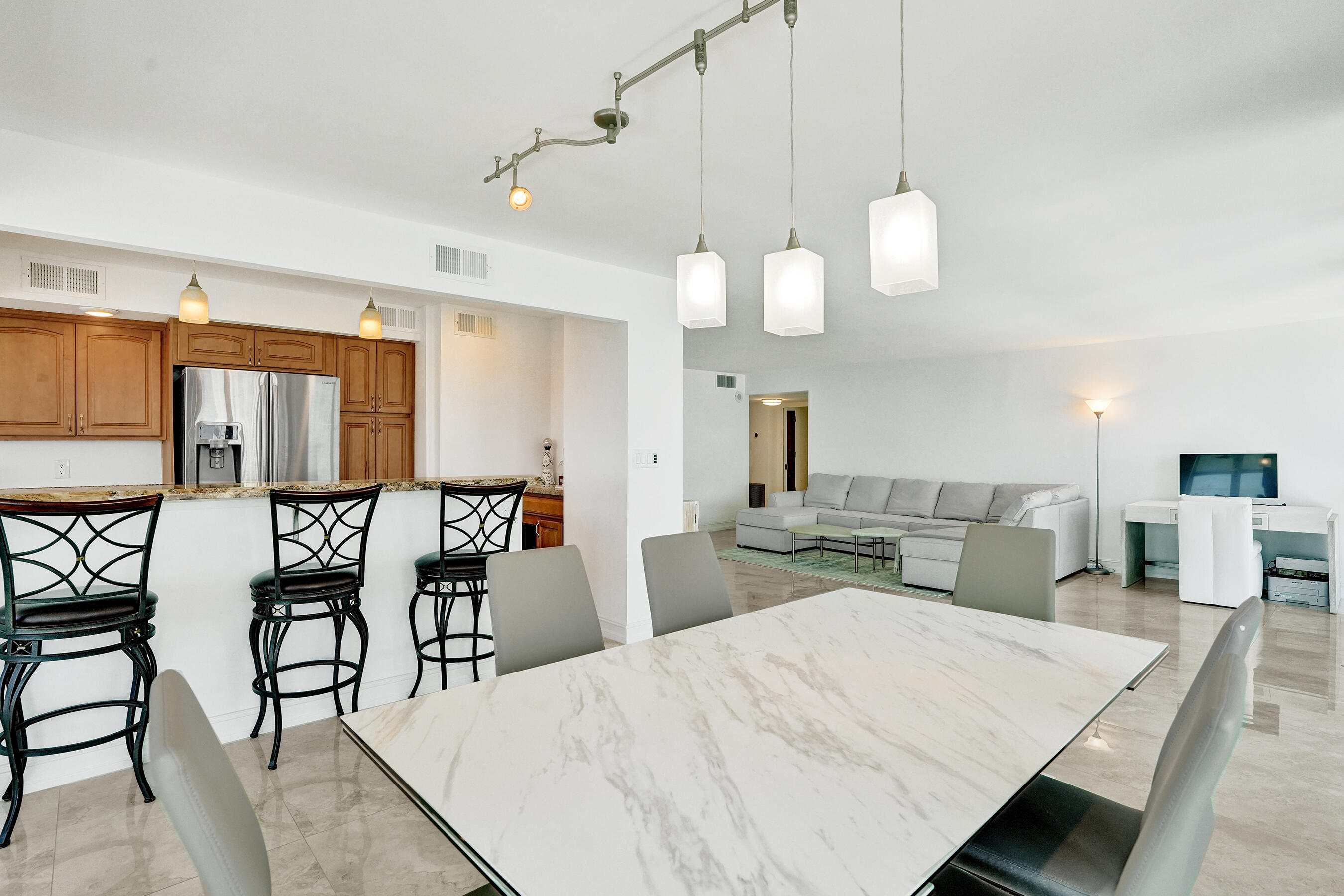 1360 S OCEAN Boulevard 1108
