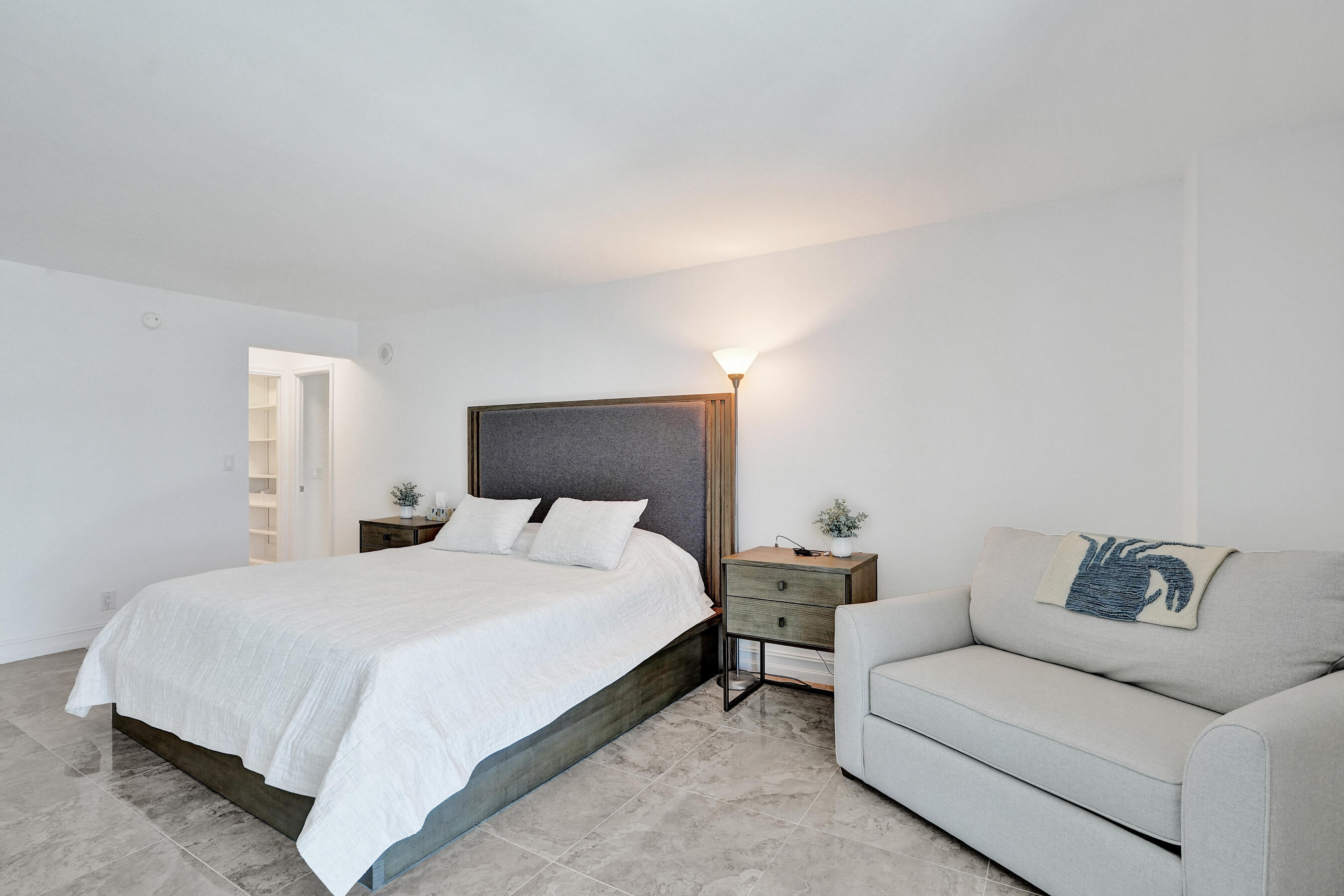 1360 S OCEAN Boulevard 1108