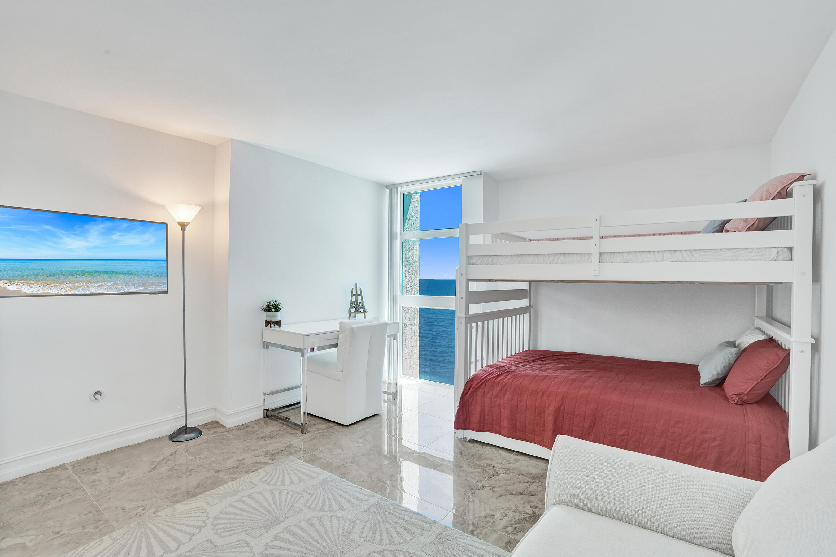 1360 S OCEAN Boulevard 1108