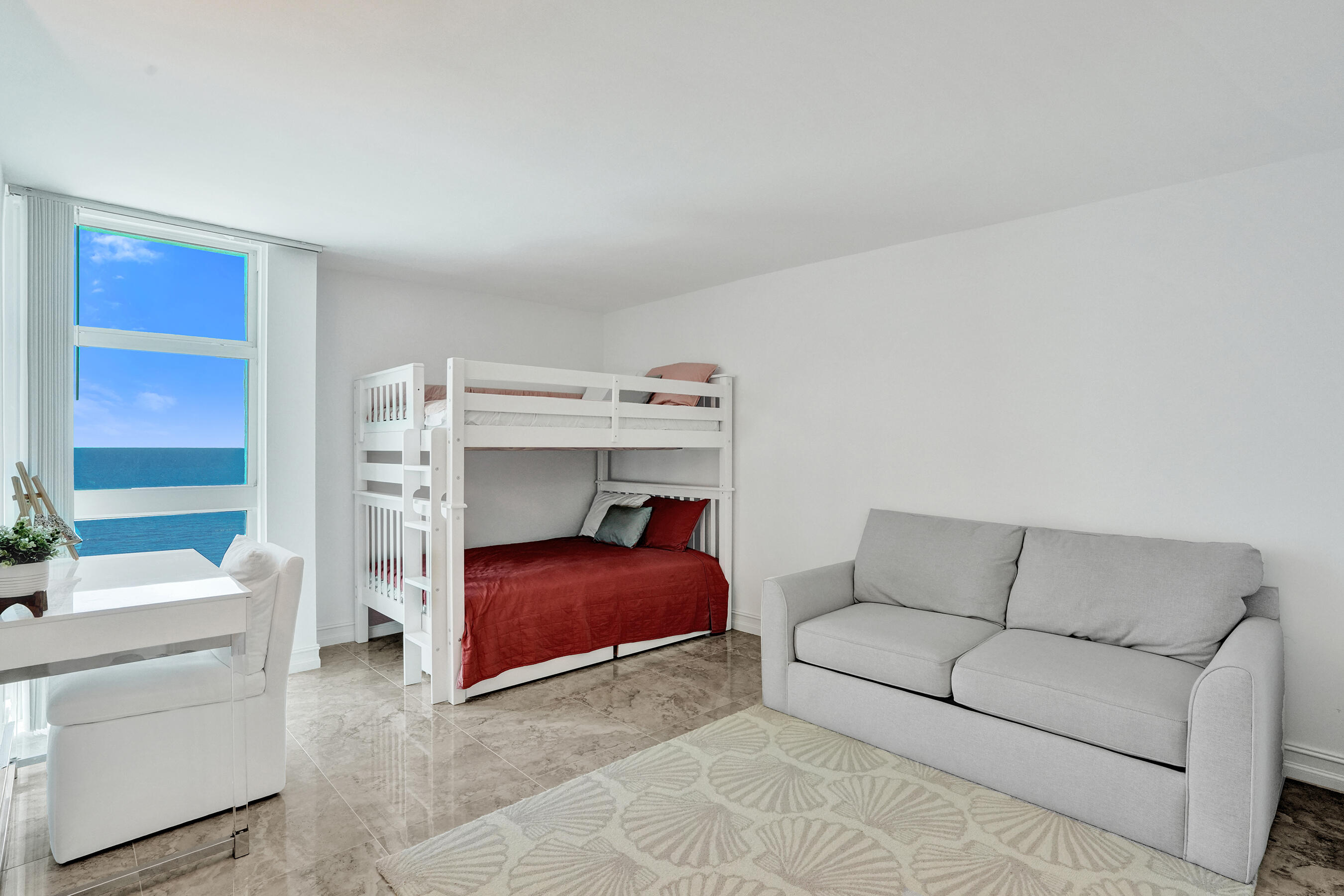 1360 S OCEAN Boulevard 1108