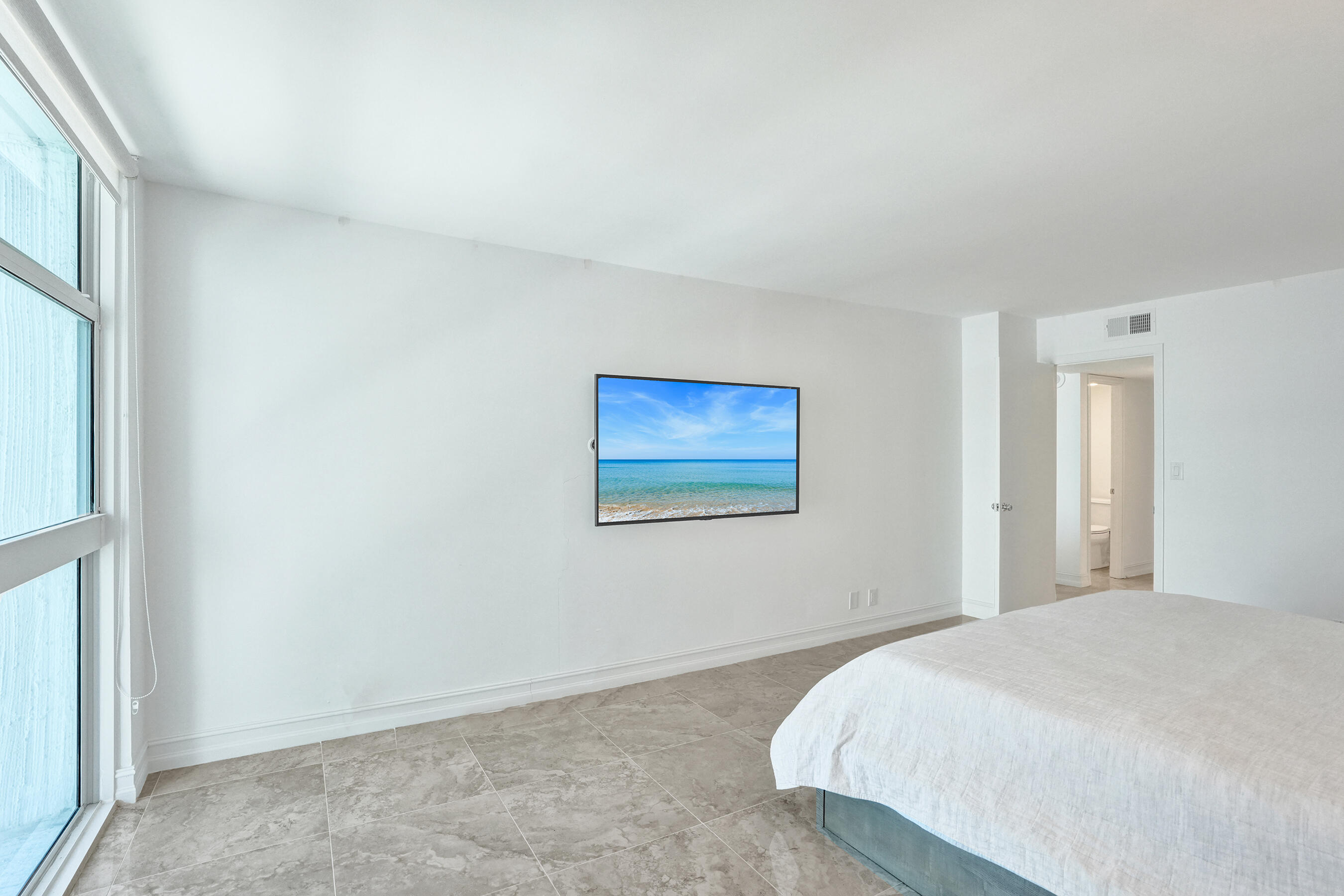 1360 S OCEAN Boulevard 1108