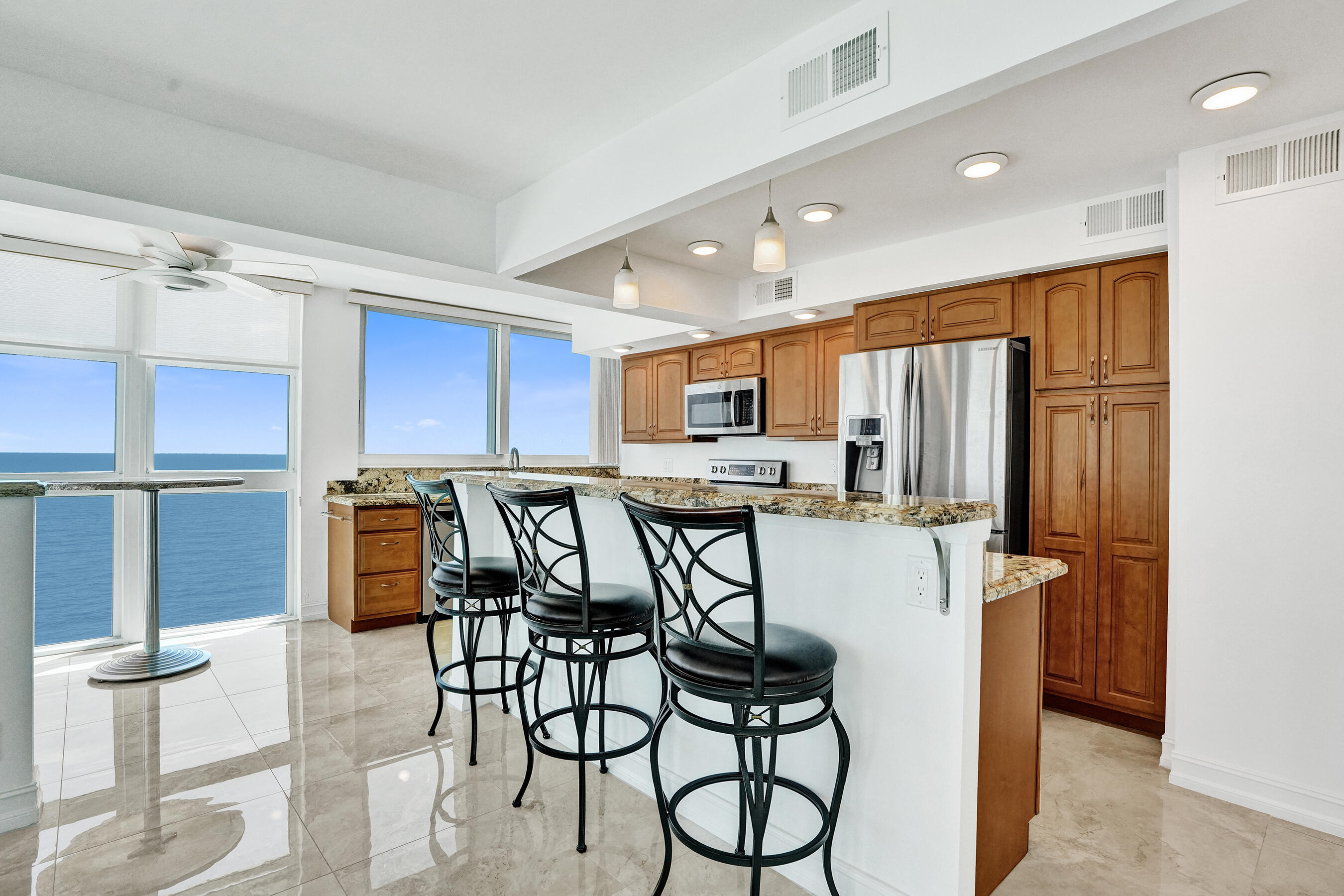 1360 S OCEAN Boulevard 1108
