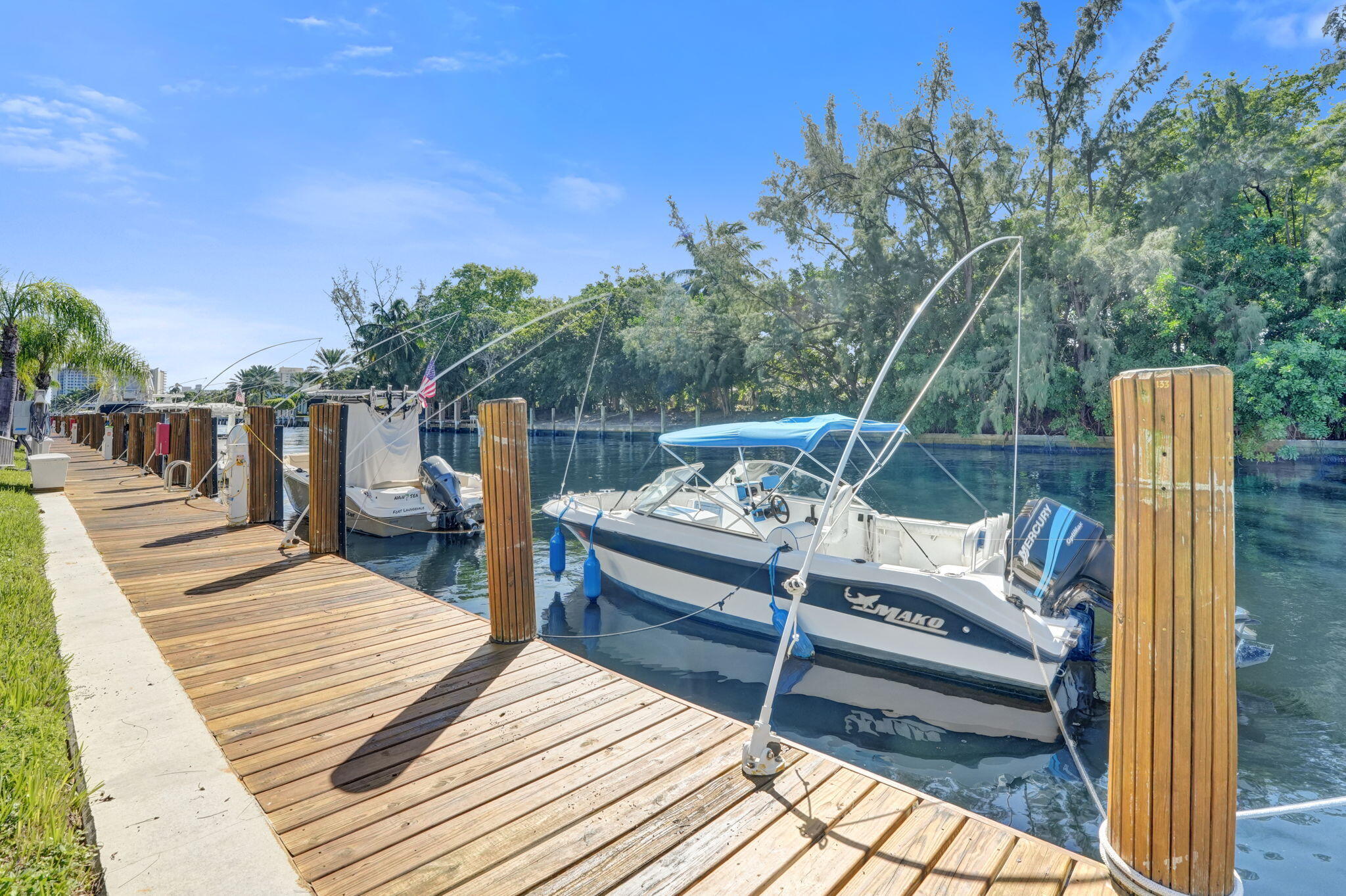 6469 BAY CLUB Drive 3