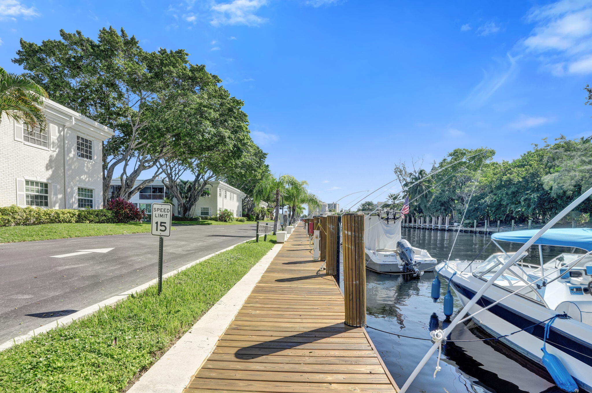 6469 BAY CLUB Drive 3