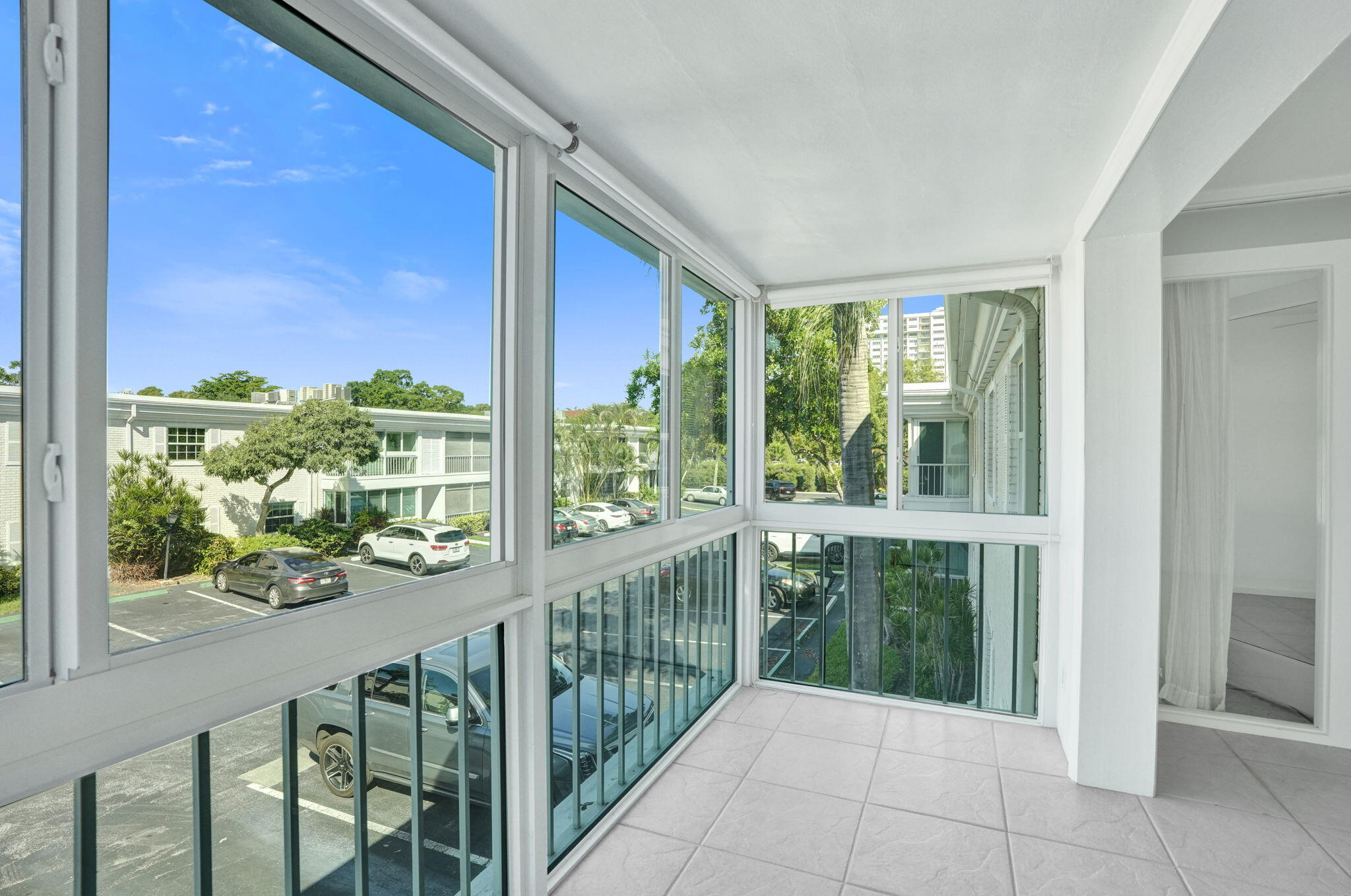 6469 BAY CLUB Drive 3