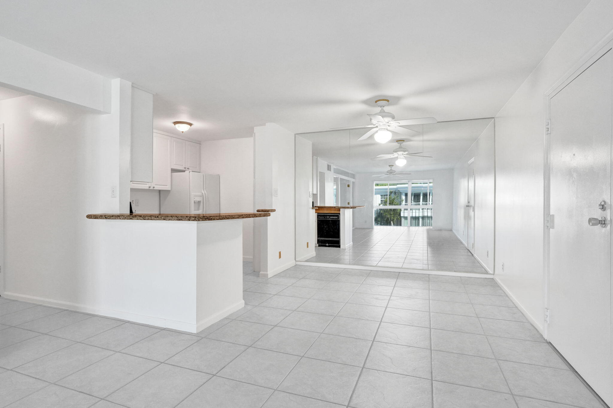 6469 BAY CLUB Drive 3