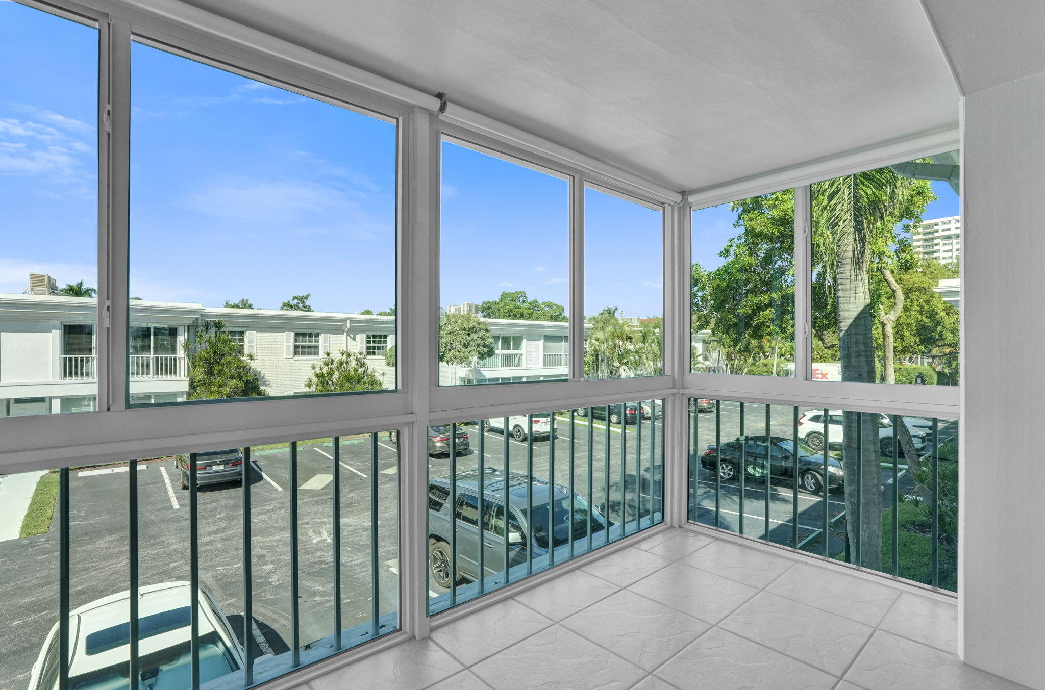 6469 BAY CLUB Drive 3