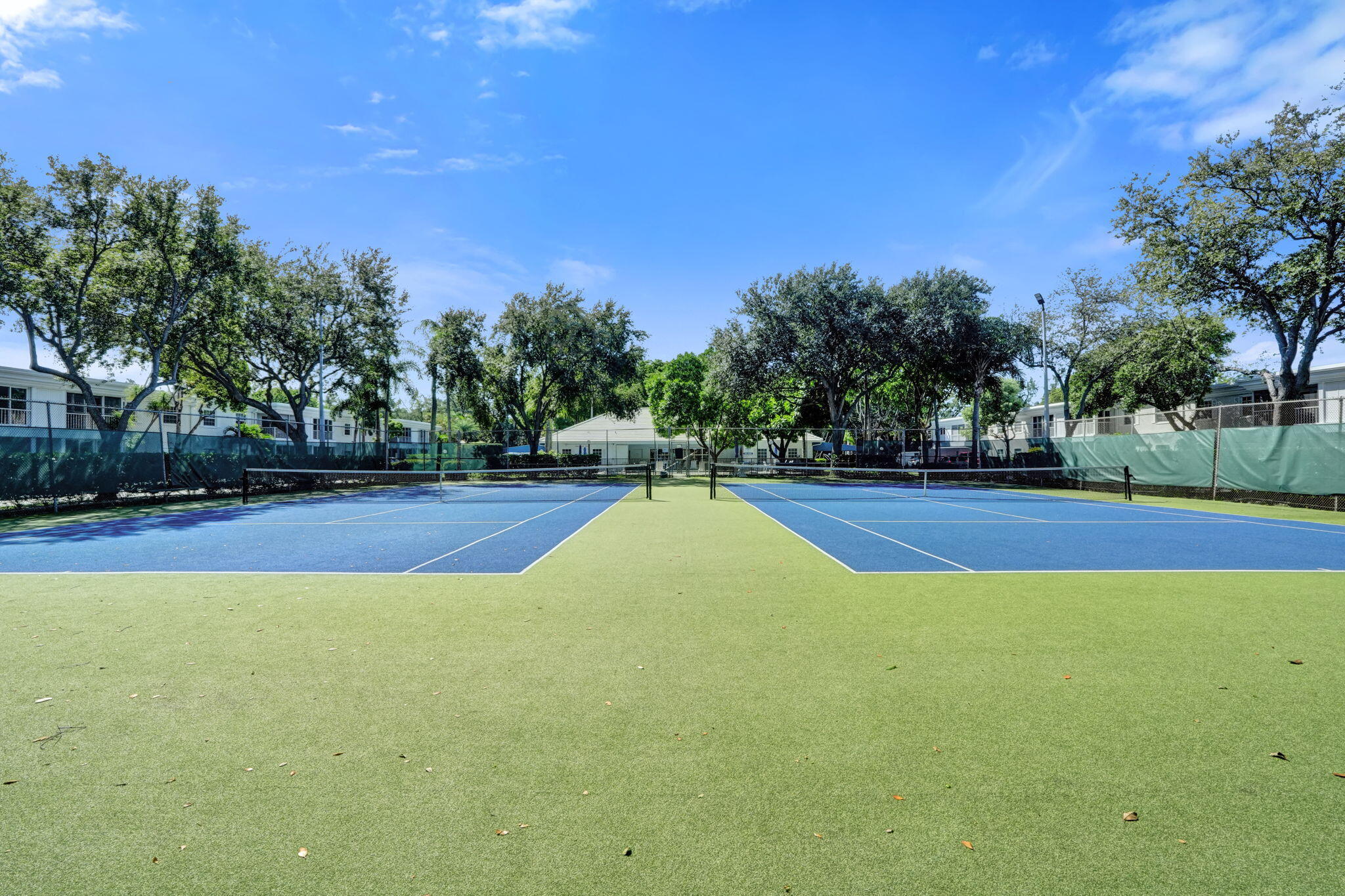 6469 BAY CLUB Drive 3