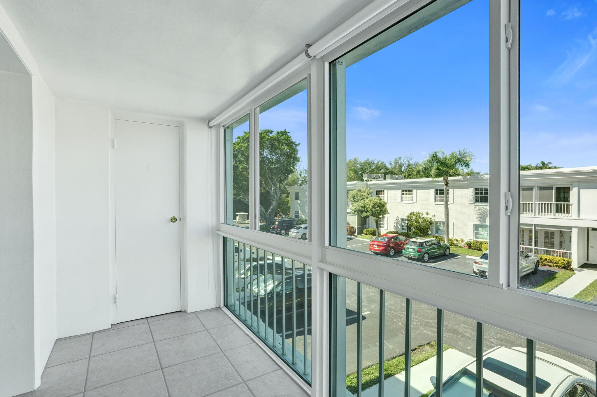 6469 BAY CLUB Drive 3
