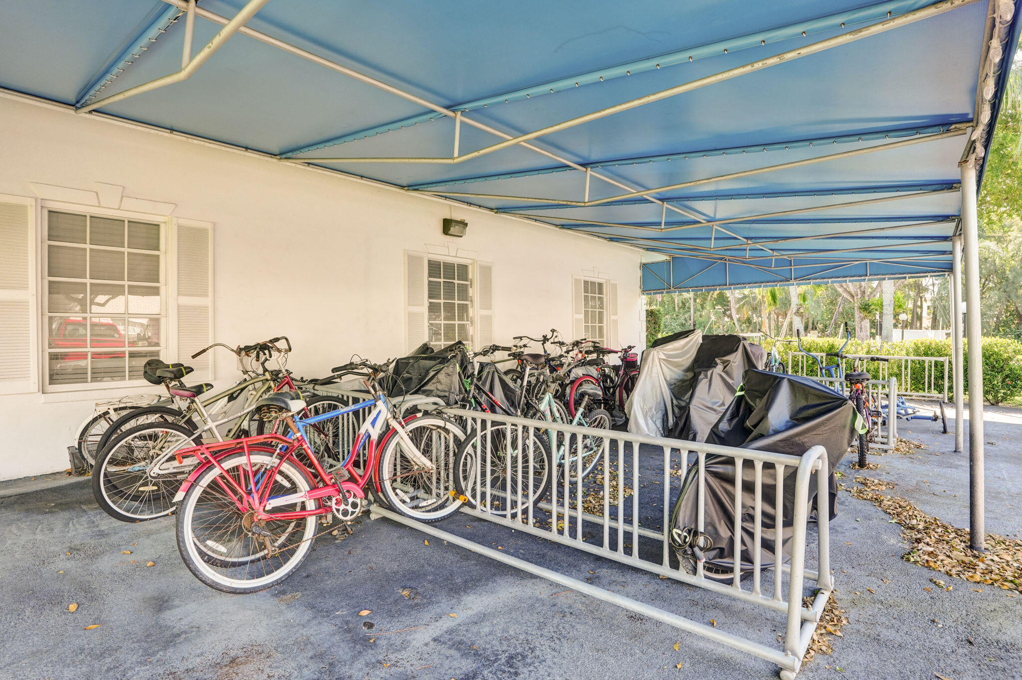 6469 BAY CLUB Drive 3