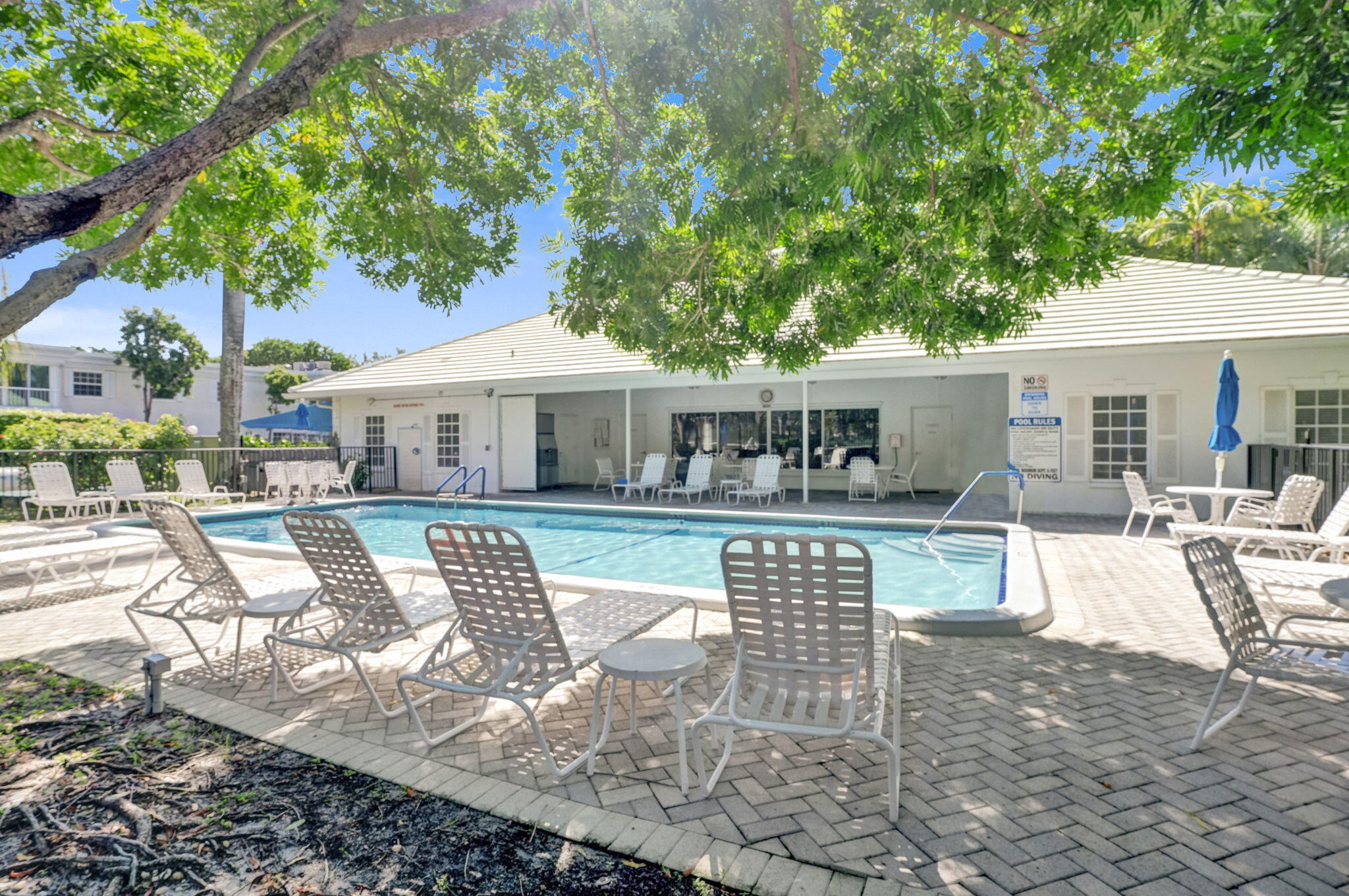 6469 BAY CLUB Drive 3