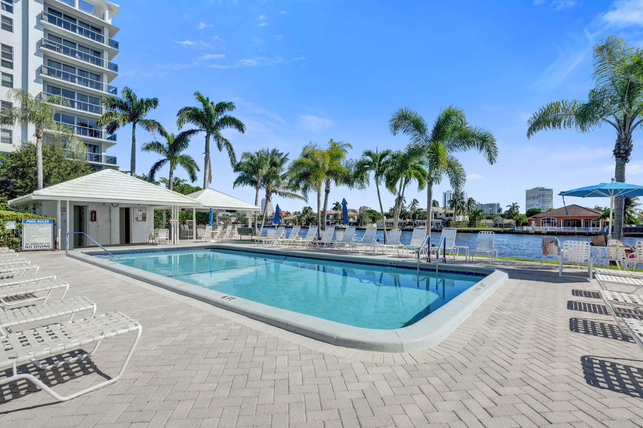6469 BAY CLUB Drive 3