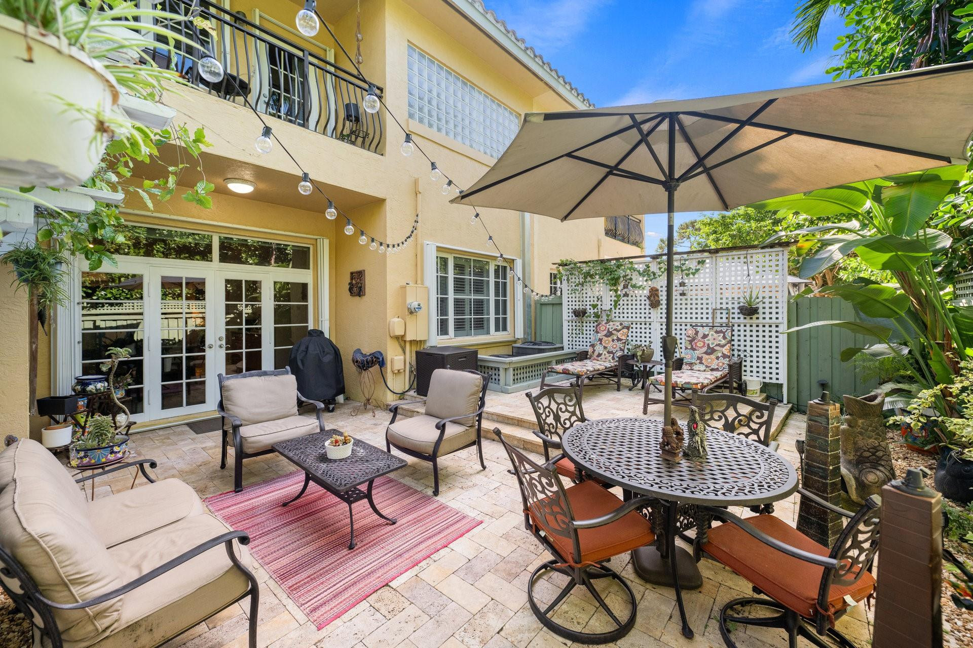 1421 Bayview Dr Unit: 1421