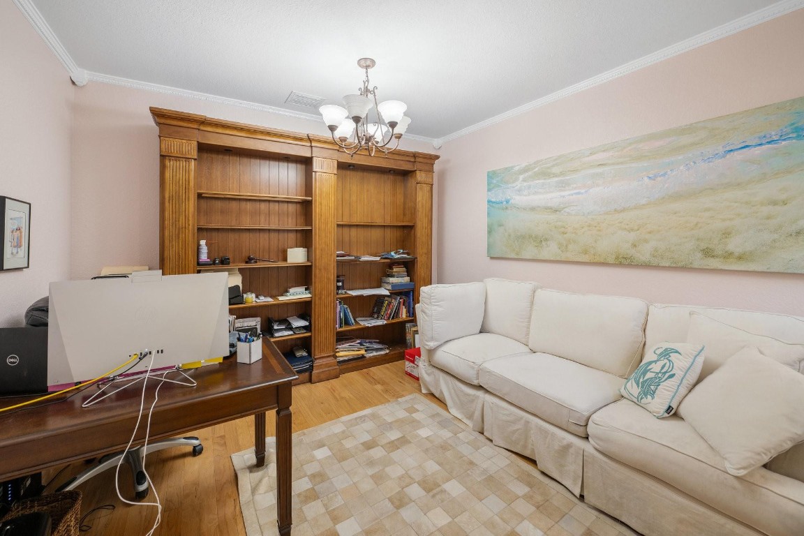 1421 Bayview Dr Unit: 1421