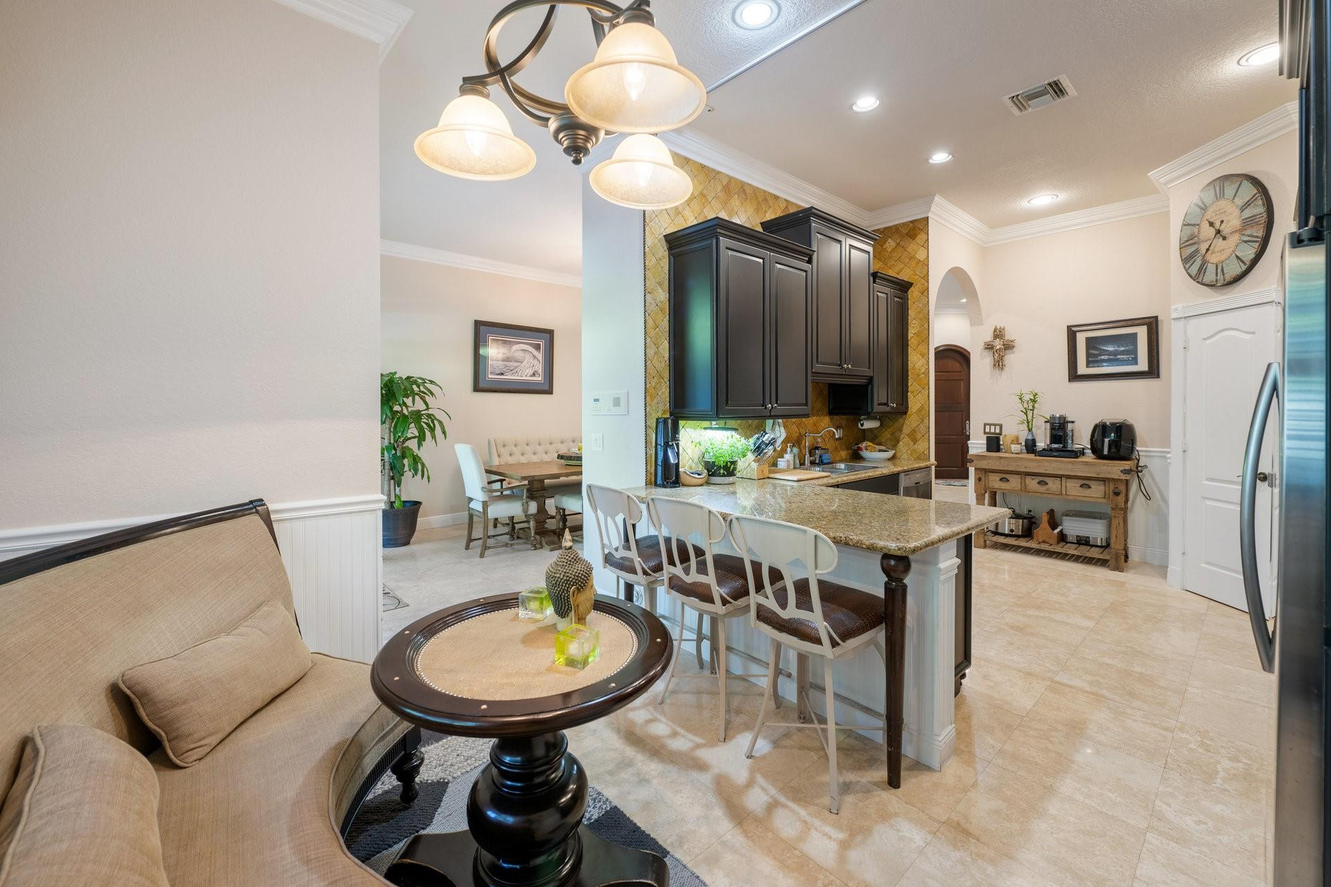 1421 Bayview Dr Unit: 1421